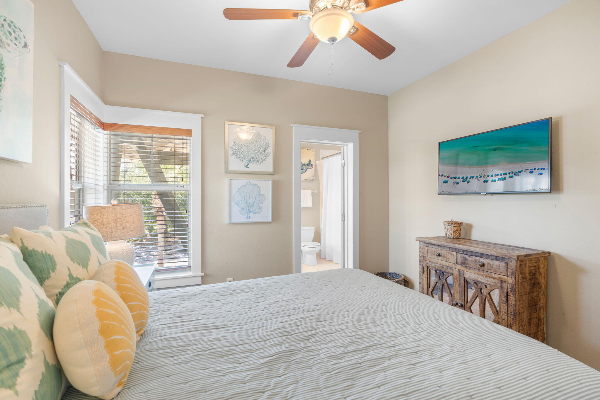 MAGNOLIA BAY - Residential