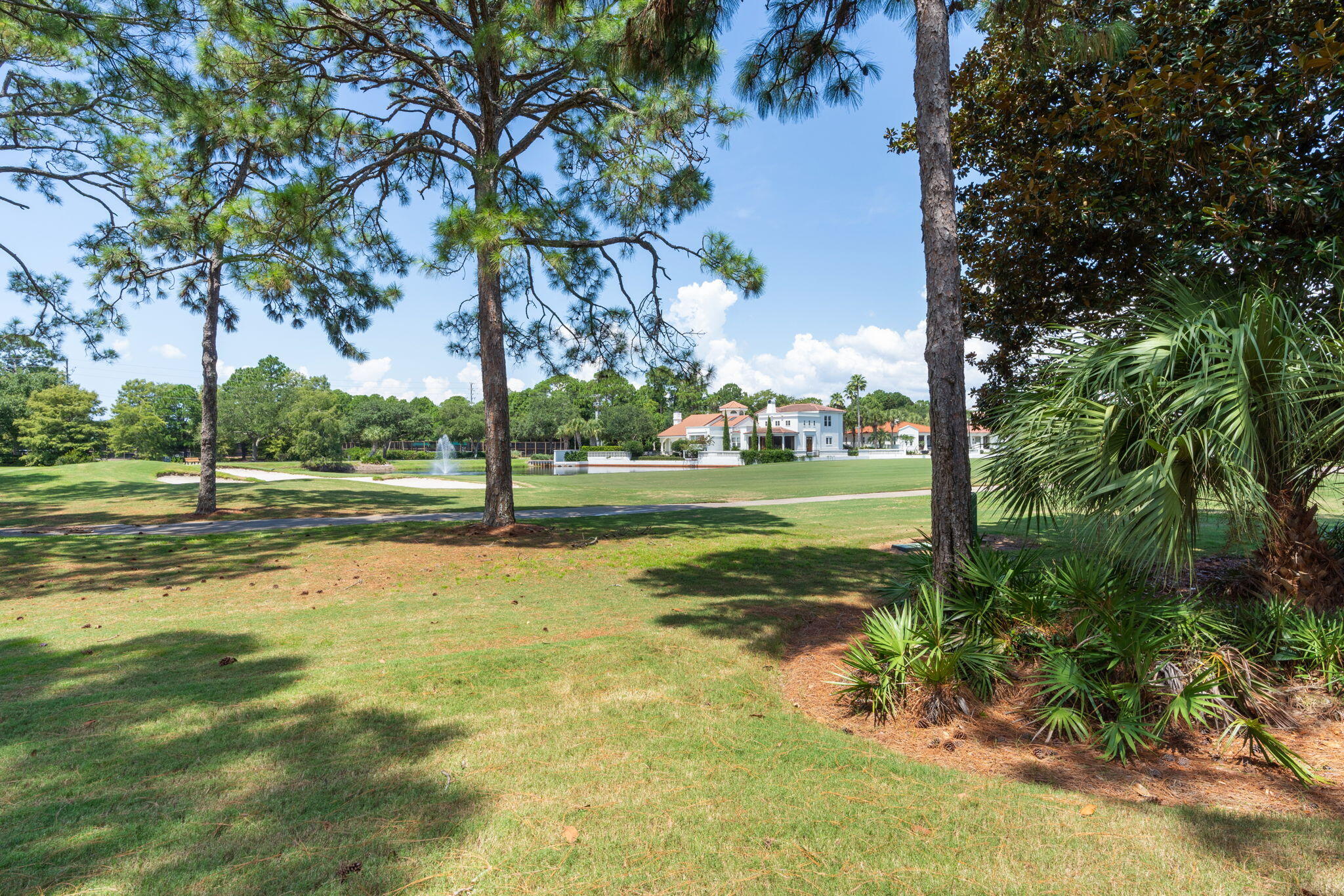MAGNOLIA BAY - Residential
