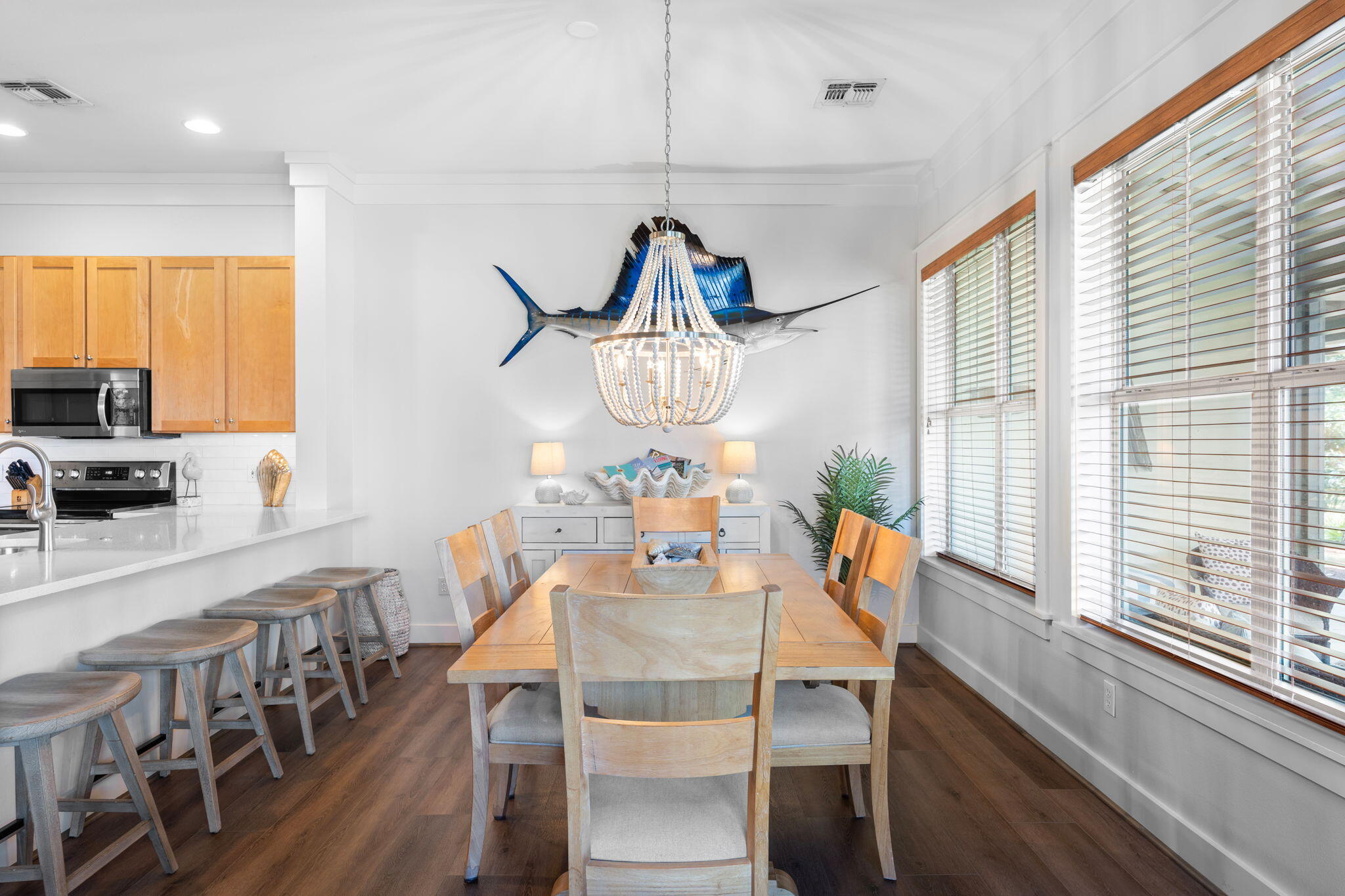 MAGNOLIA BAY - Residential