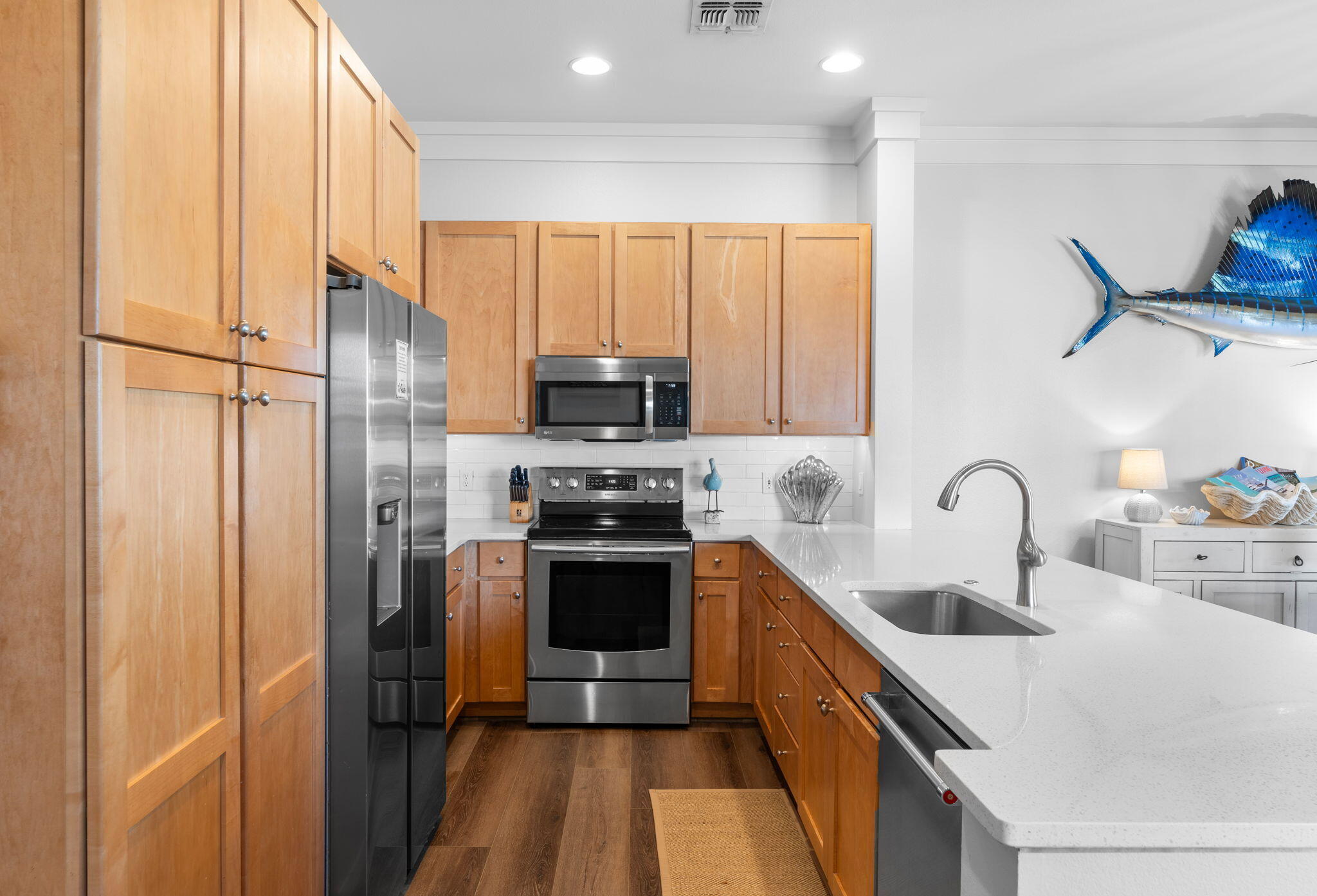 MAGNOLIA BAY - Residential