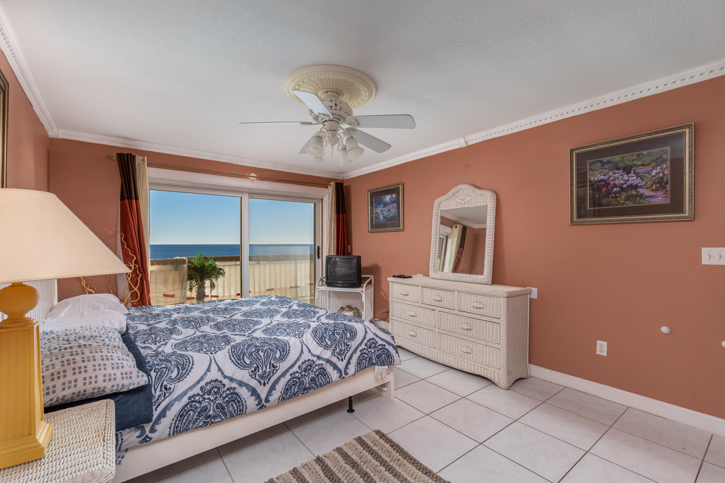 DESTIN TOWERS CONDO - Residential