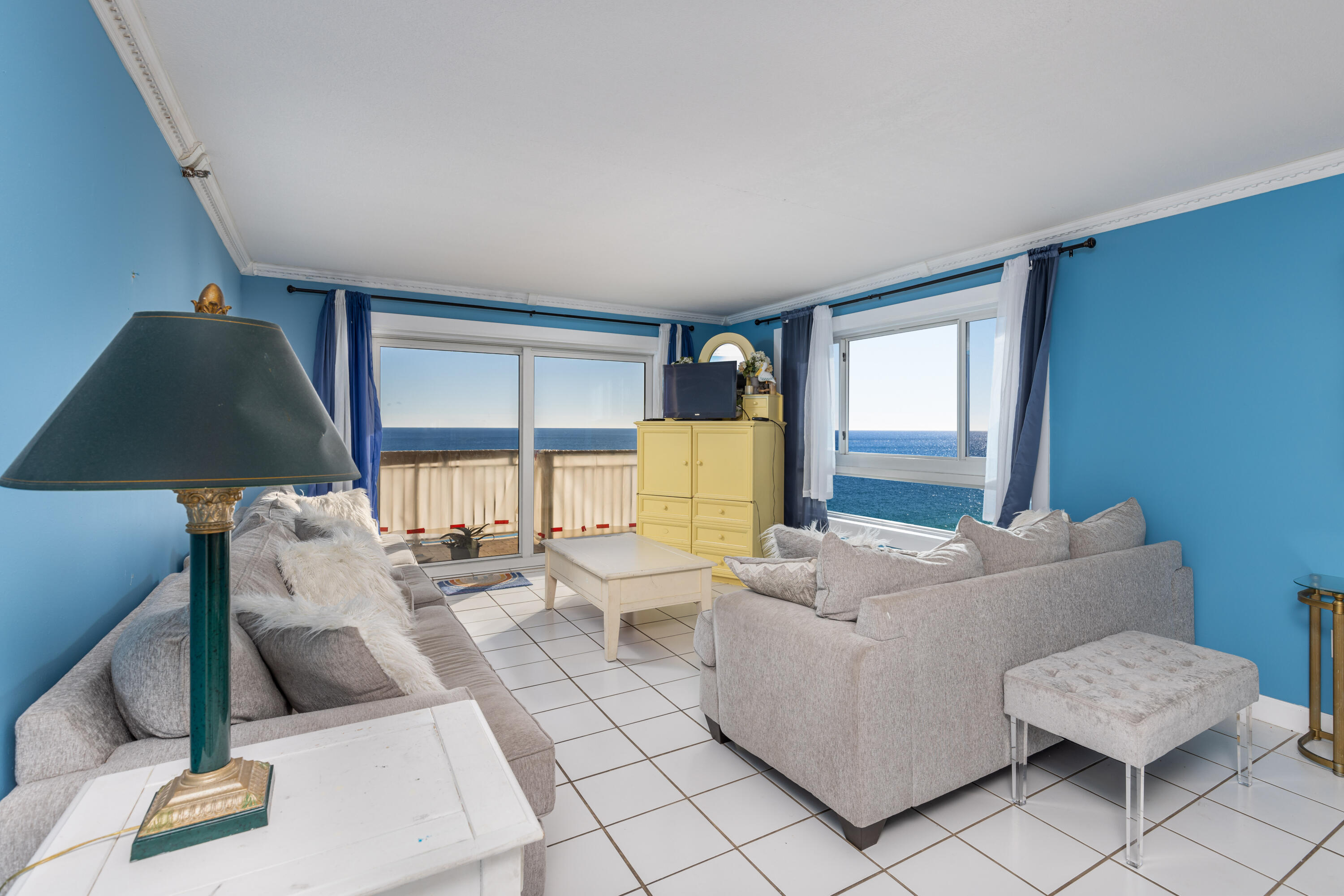 DESTIN TOWERS CONDO - Residential