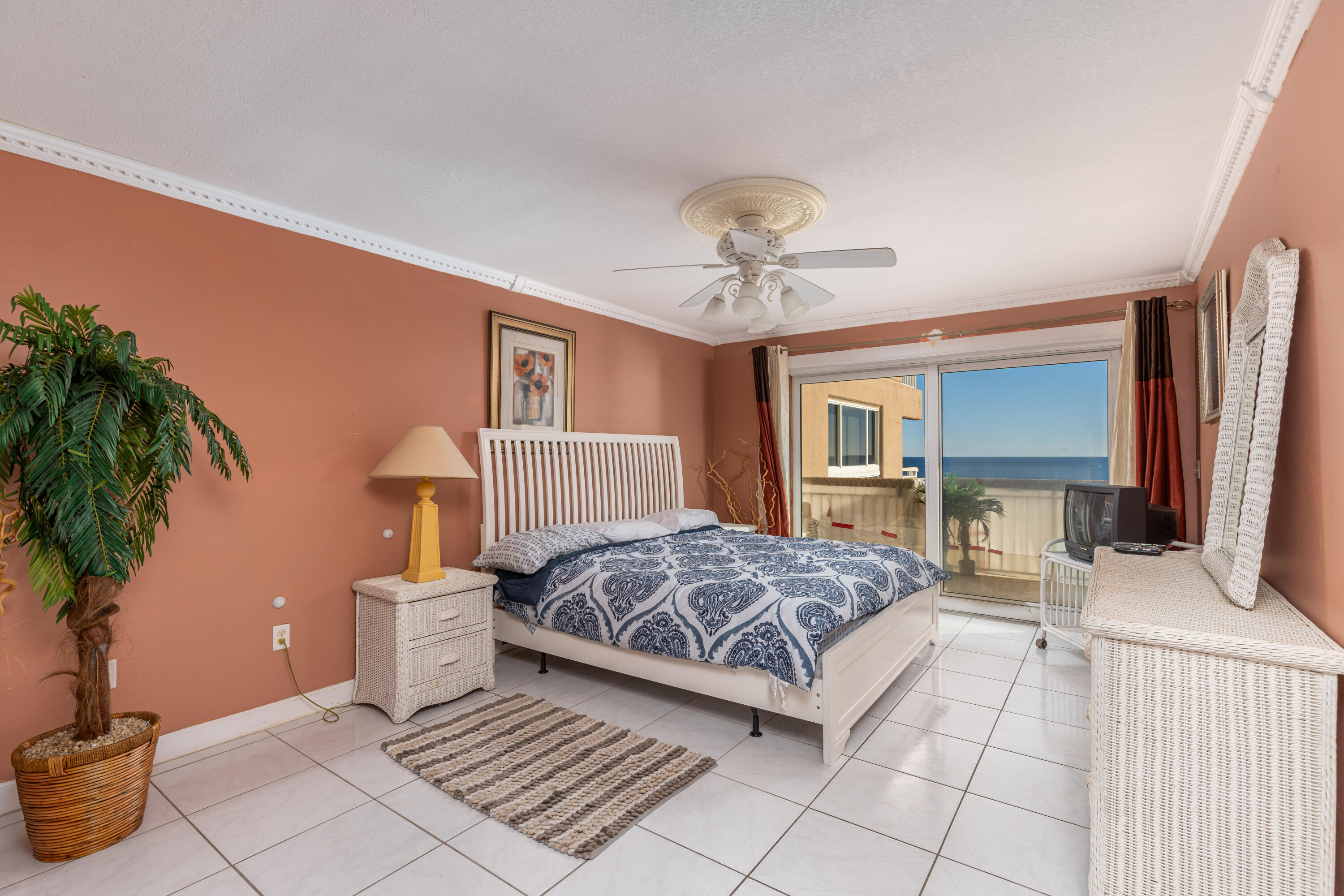DESTIN TOWERS CONDO - Residential