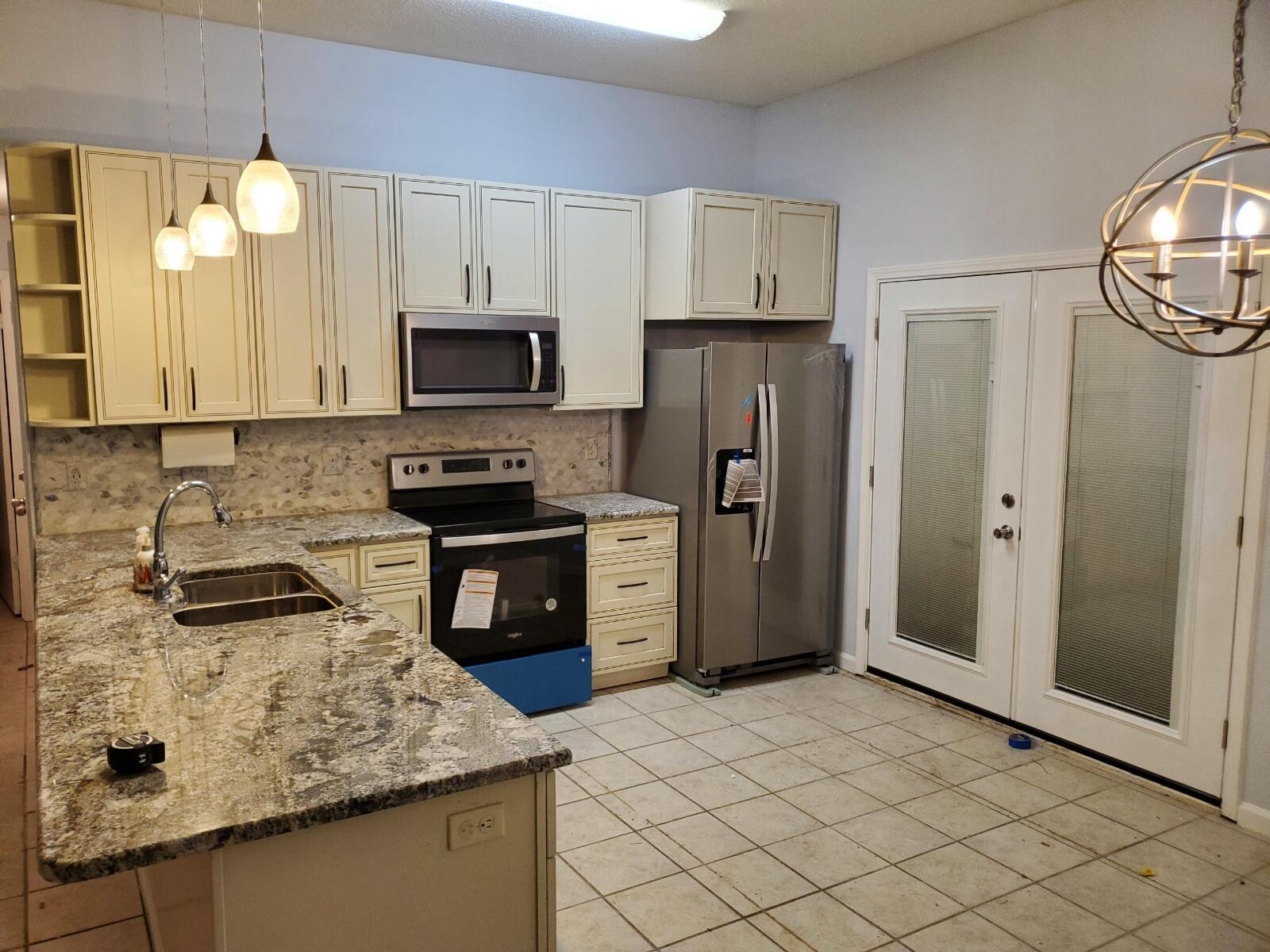 YORKTOWN AT WILLOW BEND - Residential