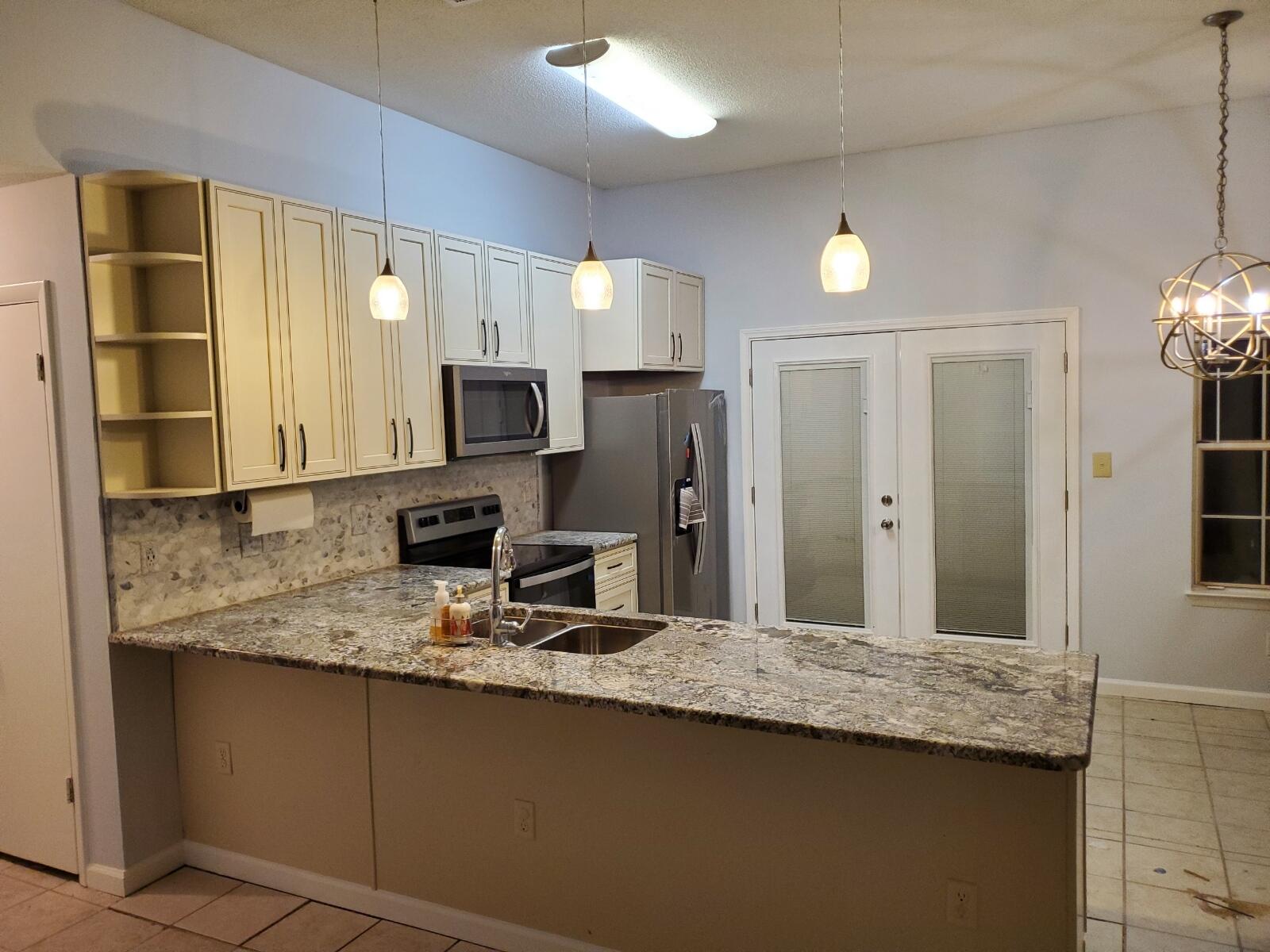 YORKTOWN AT WILLOW BEND - Residential