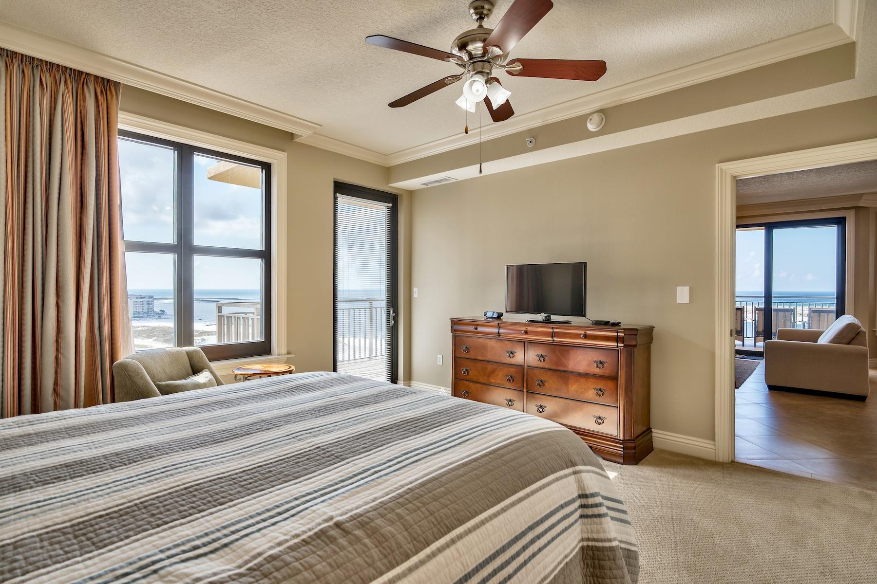 EMERALD GRANDE - Residential