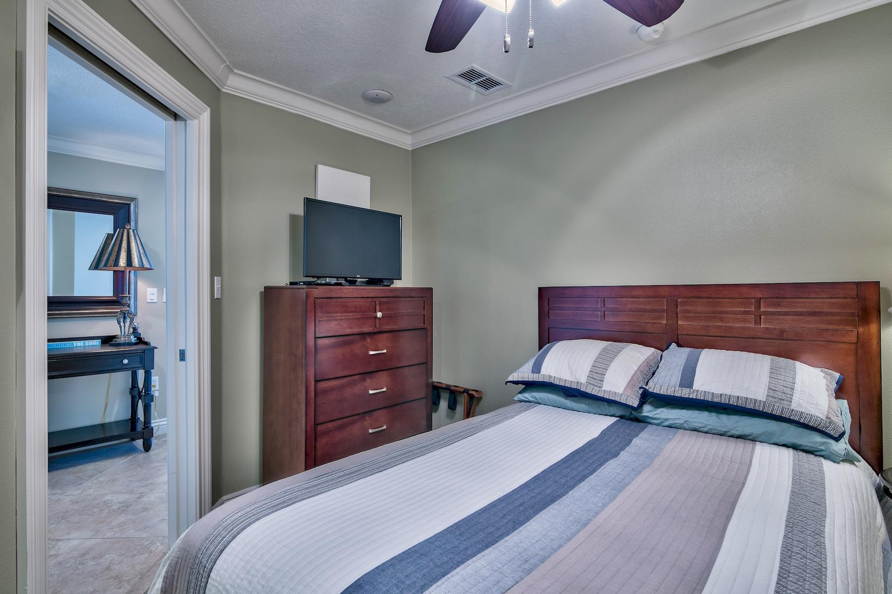 EMERALD GRANDE - Residential