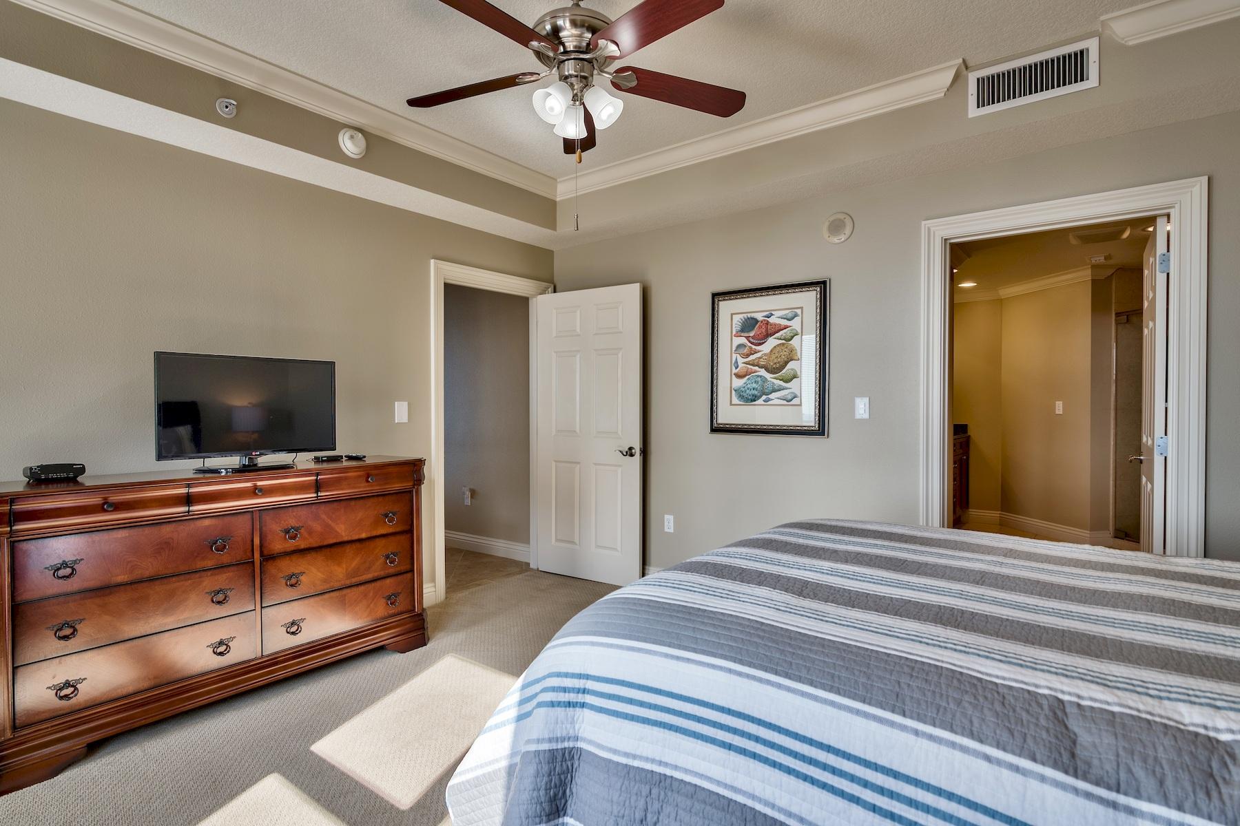 EMERALD GRANDE - Residential