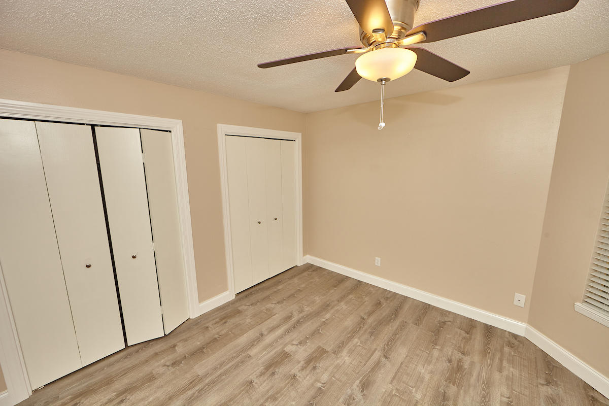 KELL-AIRE GARDENS - Residential