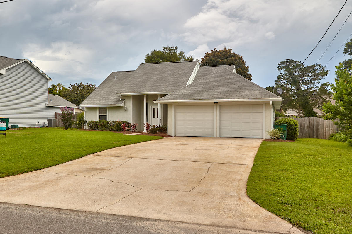 KELL-AIRE GARDENS - Residential