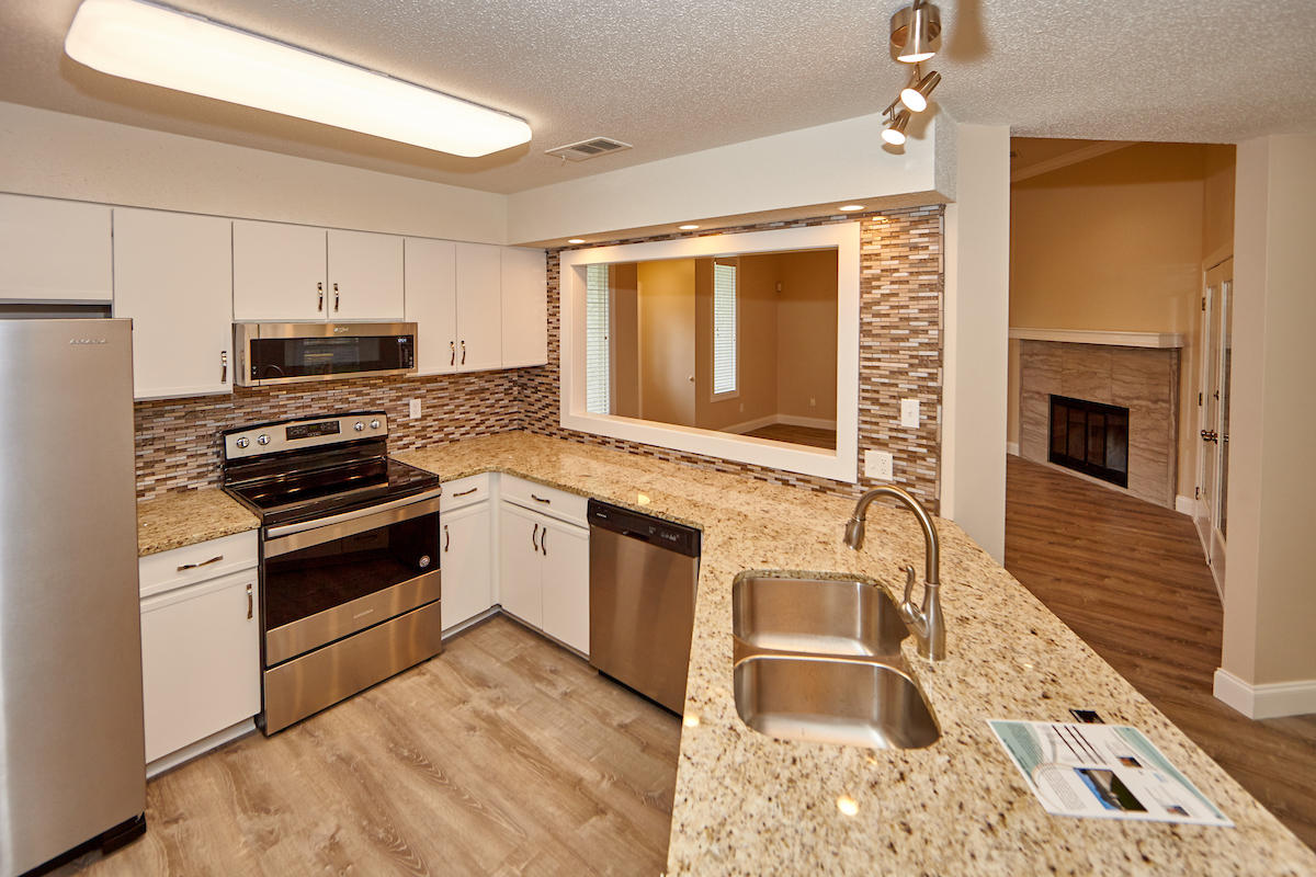 KELL-AIRE GARDENS - Residential