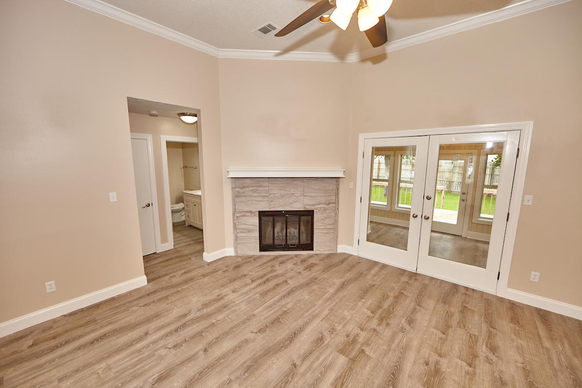 KELL-AIRE GARDENS - Residential