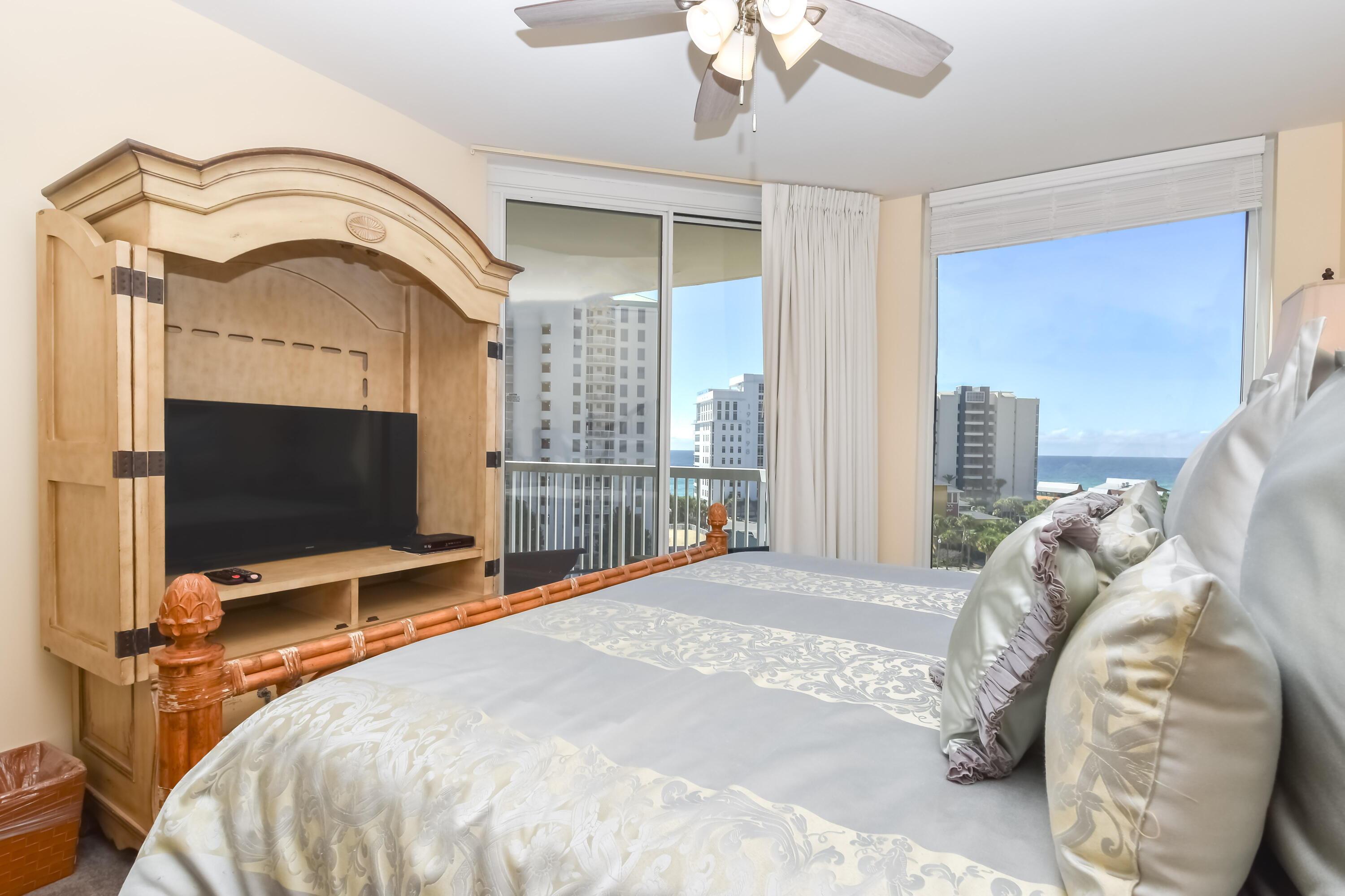 ST. LUCIA AT SILVER SHELLS - Residential