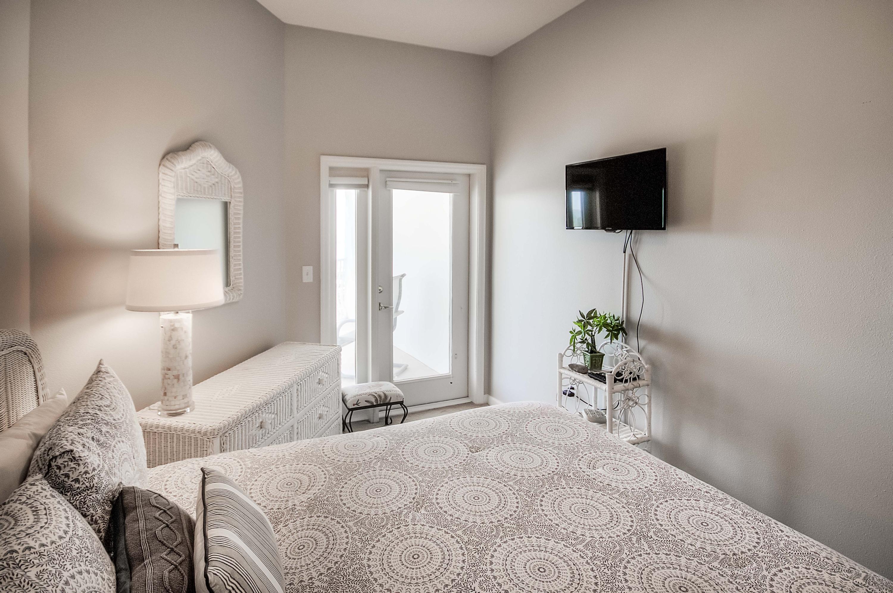 DUNES OF SEAGROVE - Residential