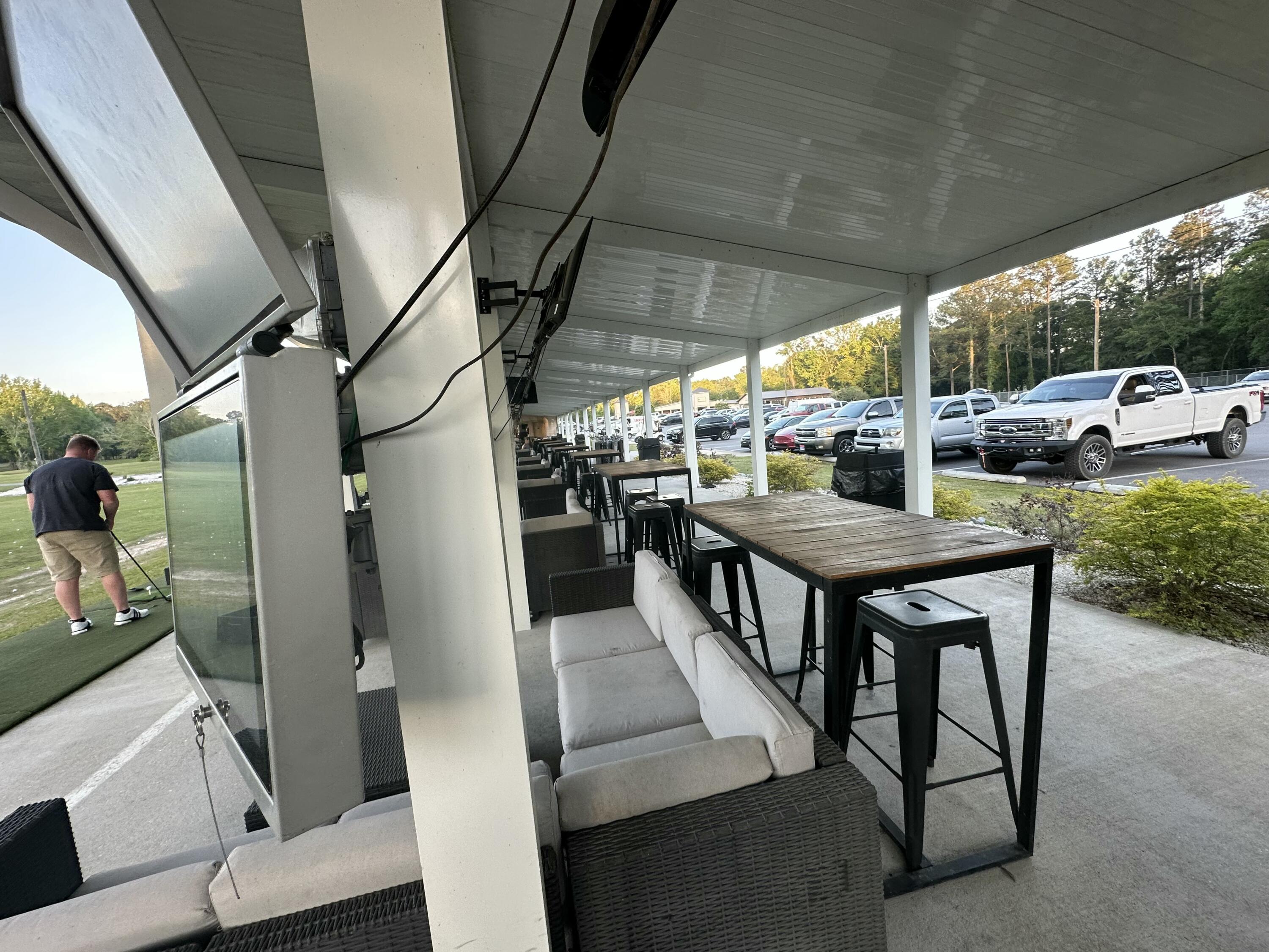 COUNTRY CLUB ESTATES PH 2 - Residential