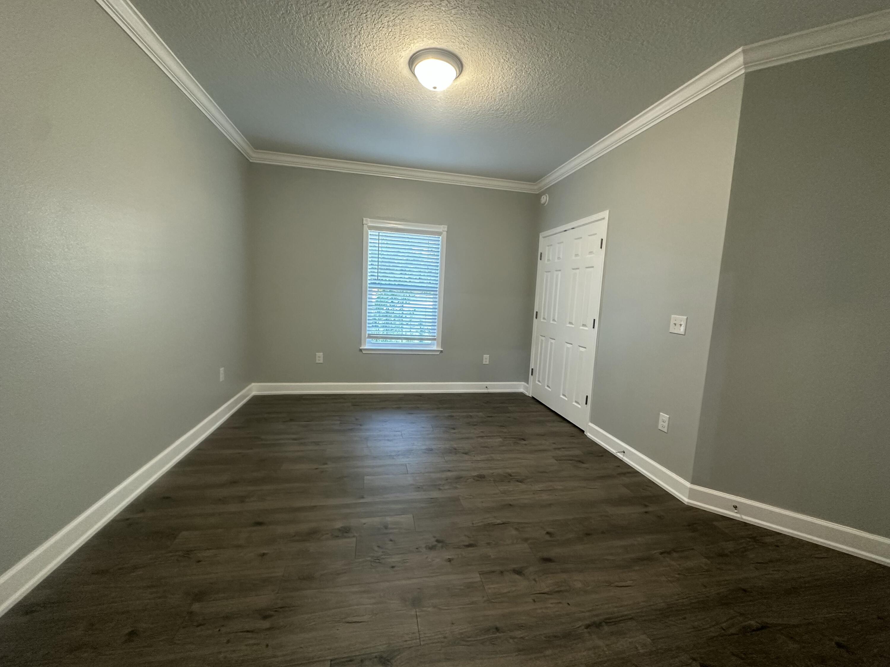 COUNTRY CLUB ESTATES PH 2 - Residential