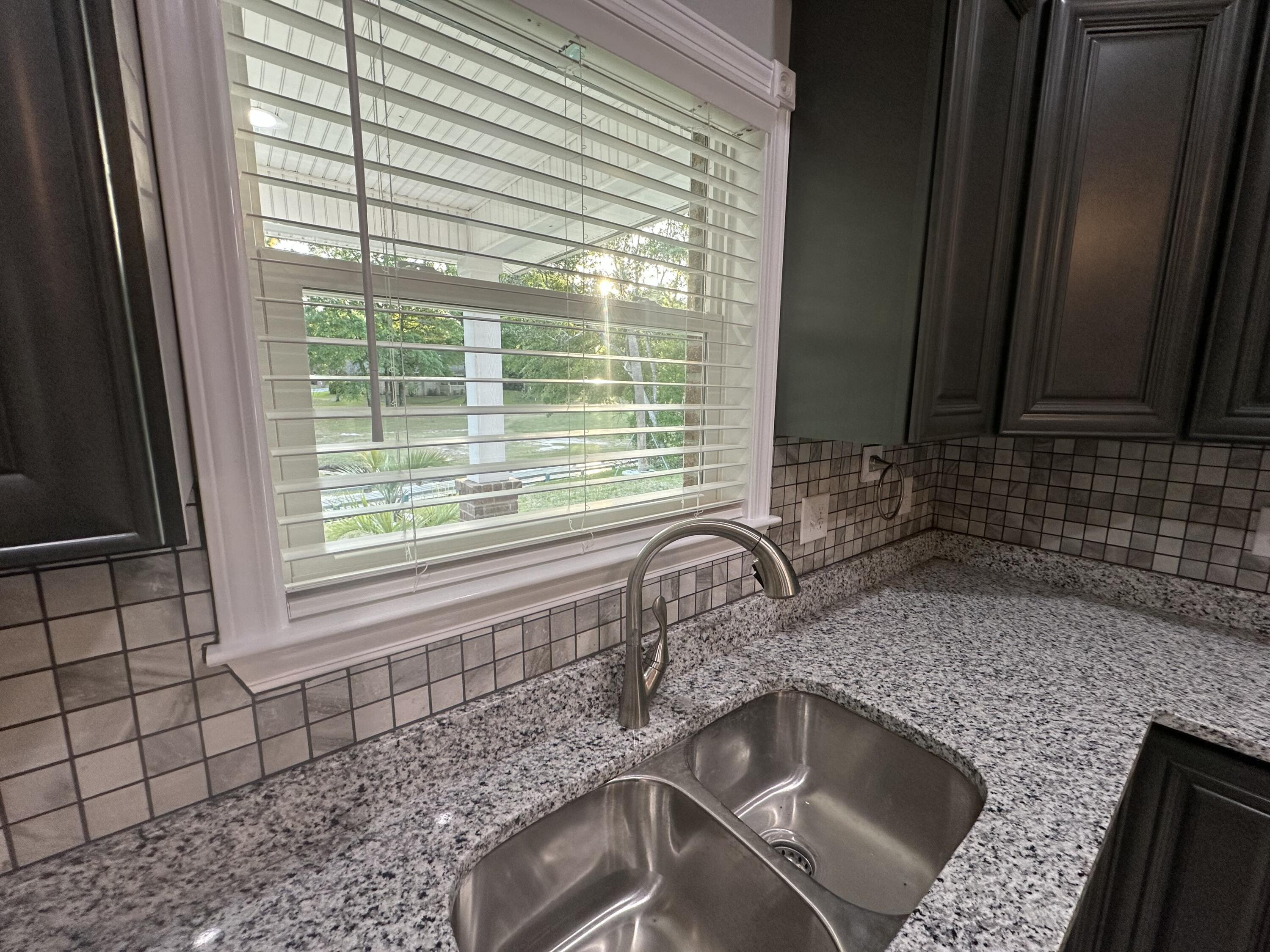 COUNTRY CLUB ESTATES PH 2 - Residential