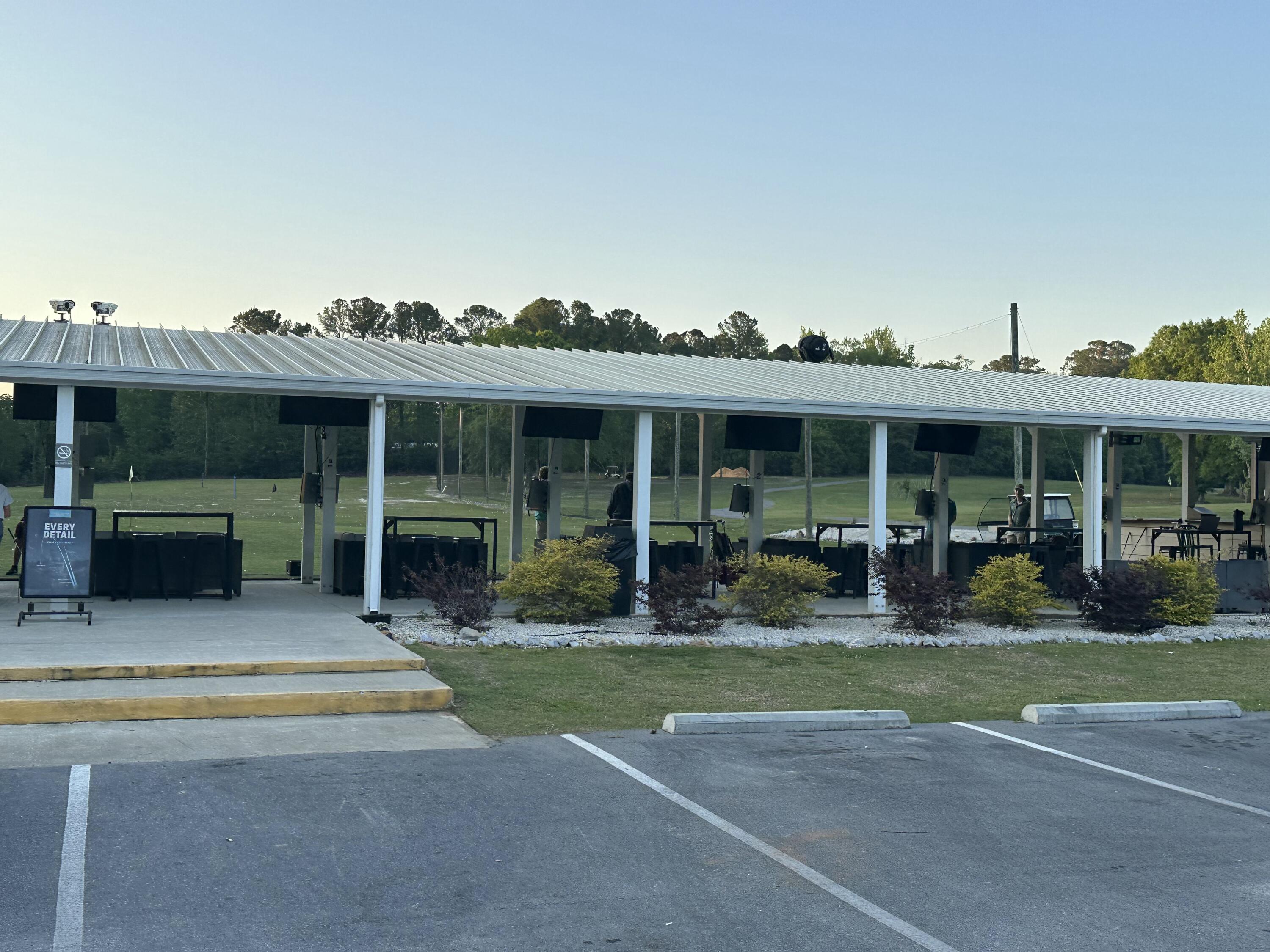 COUNTRY CLUB ESTATES PH 2 - Residential