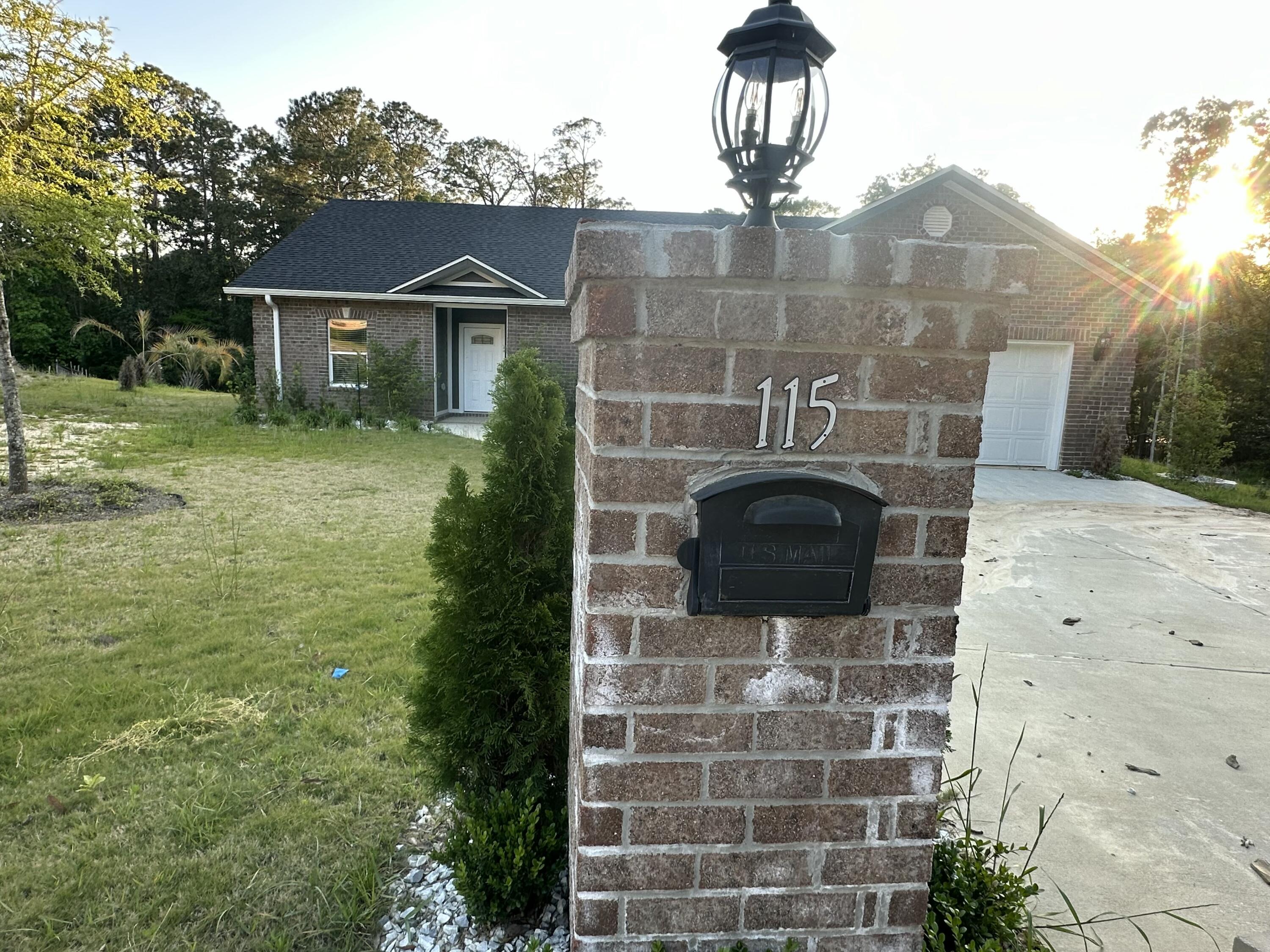 COUNTRY CLUB ESTATES PH 2 - Residential