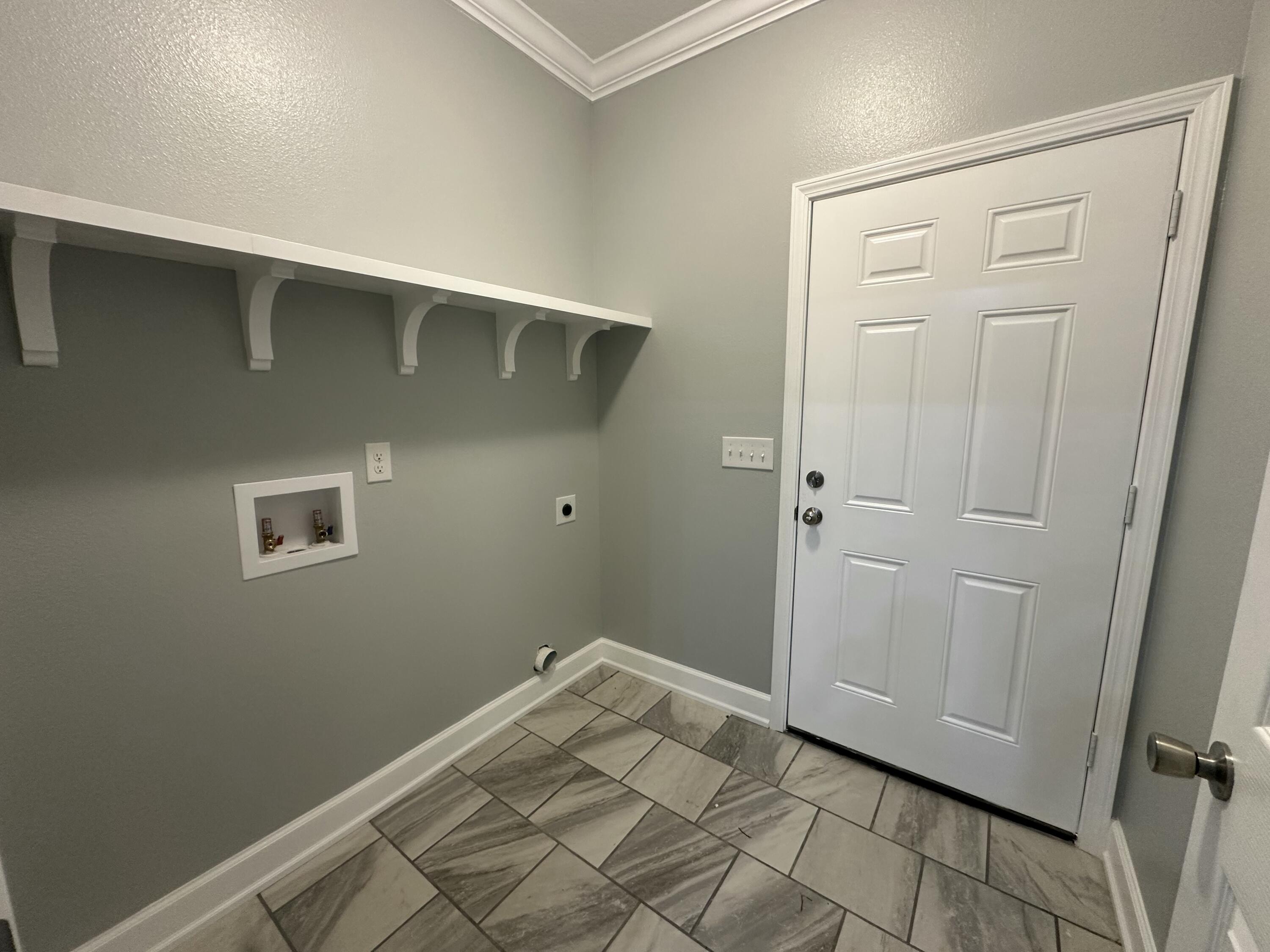 COUNTRY CLUB ESTATES PH 2 - Residential
