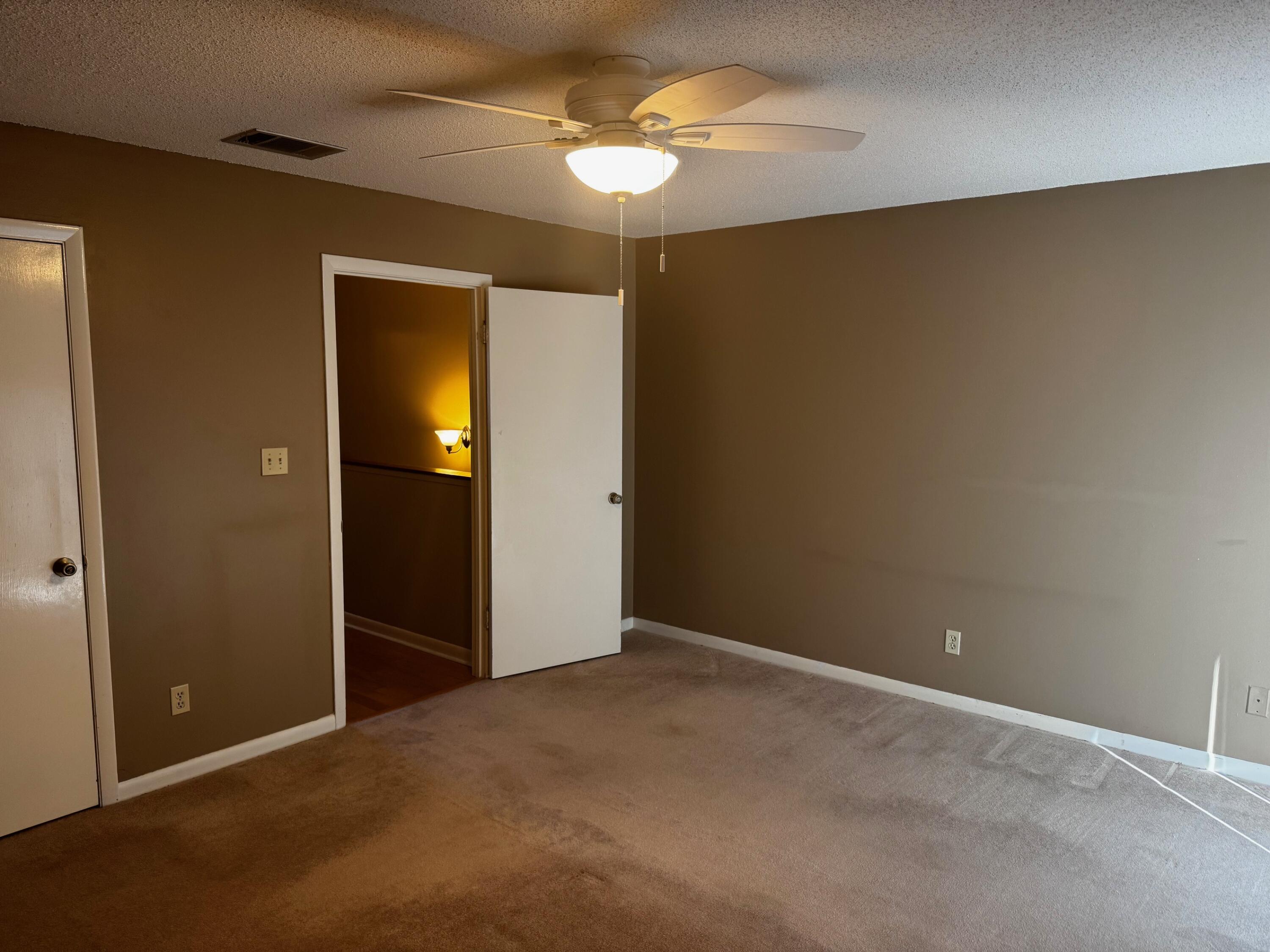 WOODHAM MANOR 1ST ADDN - Residential Lease