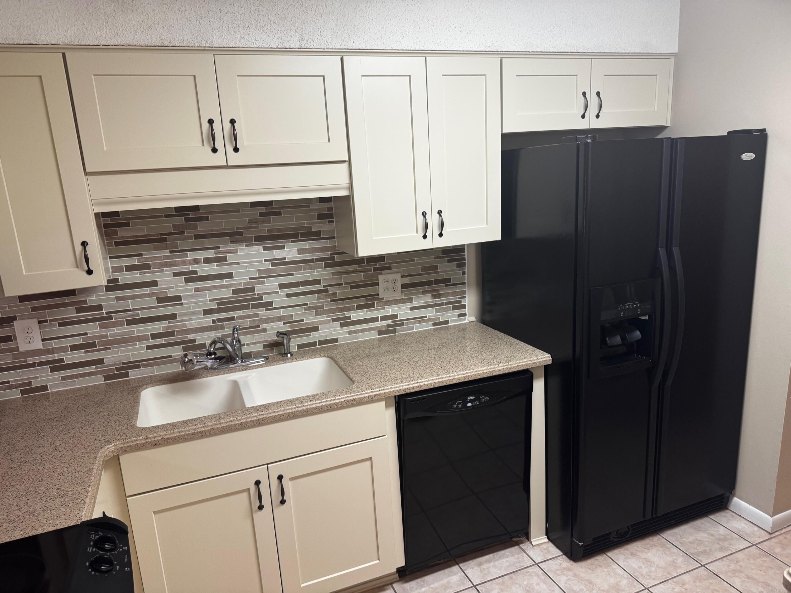 WOODHAM MANOR 1ST ADDN - Residential Lease
