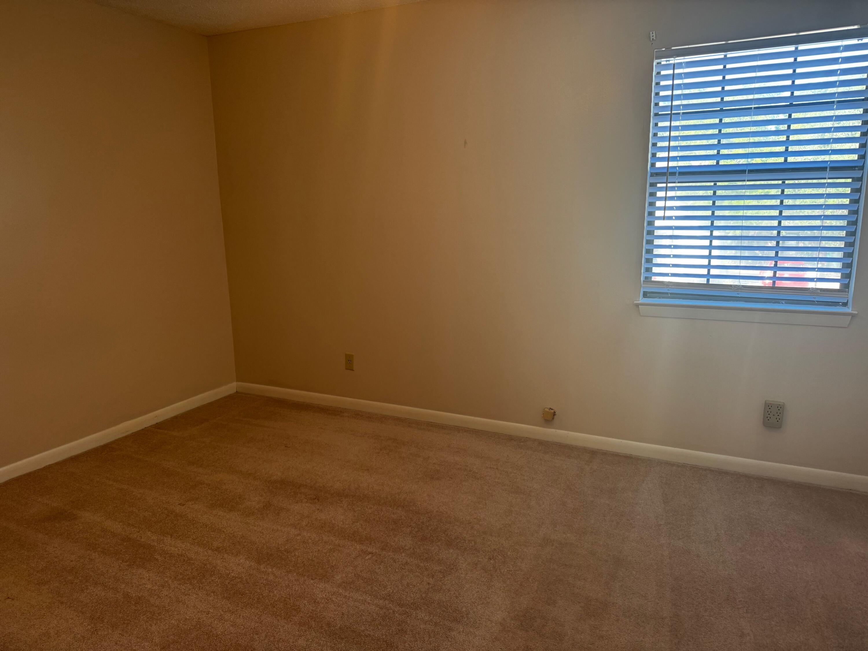 WOODHAM MANOR 1ST ADDN - Residential Lease