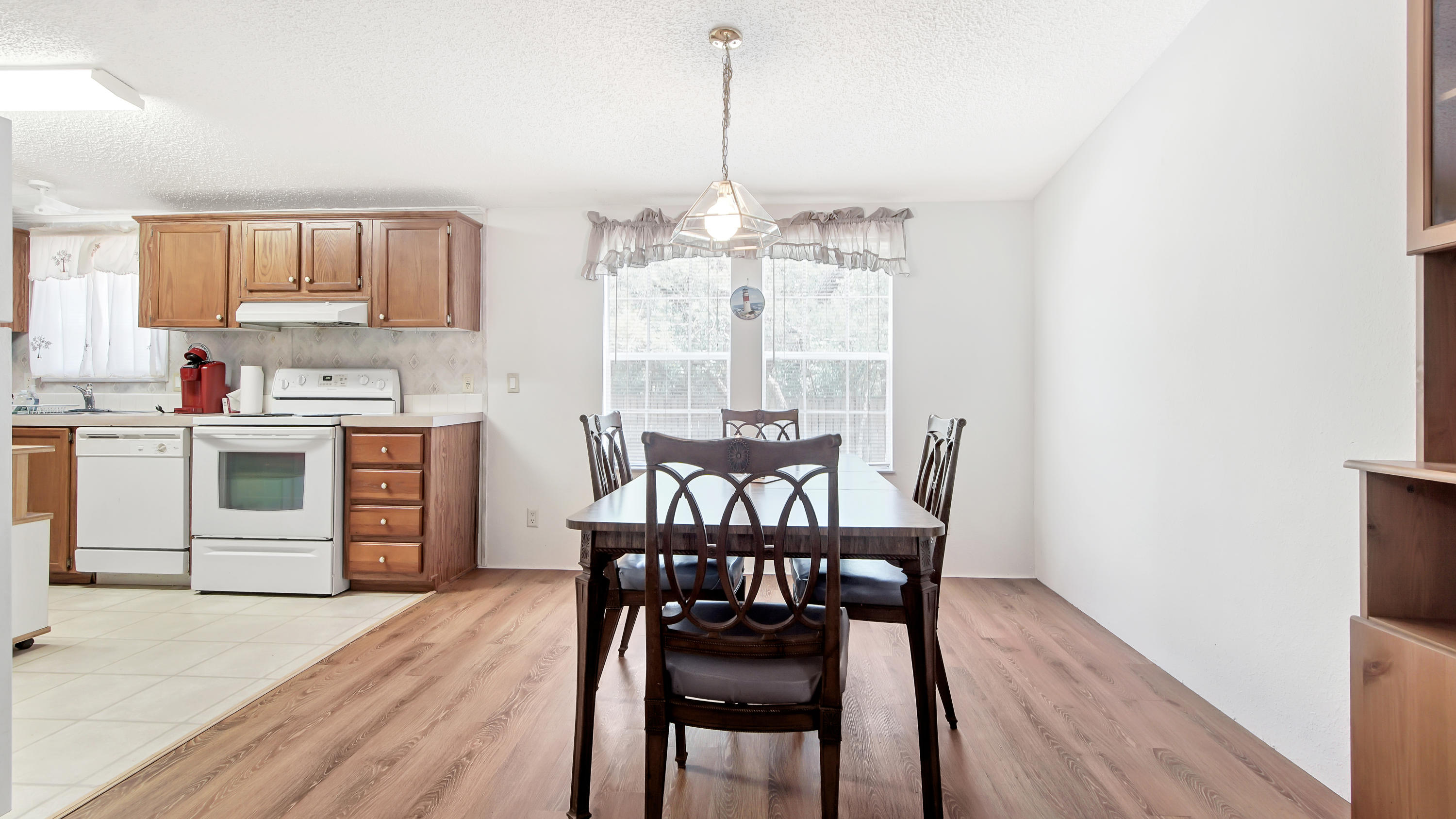 MAGNOLIA LANDING - Residential