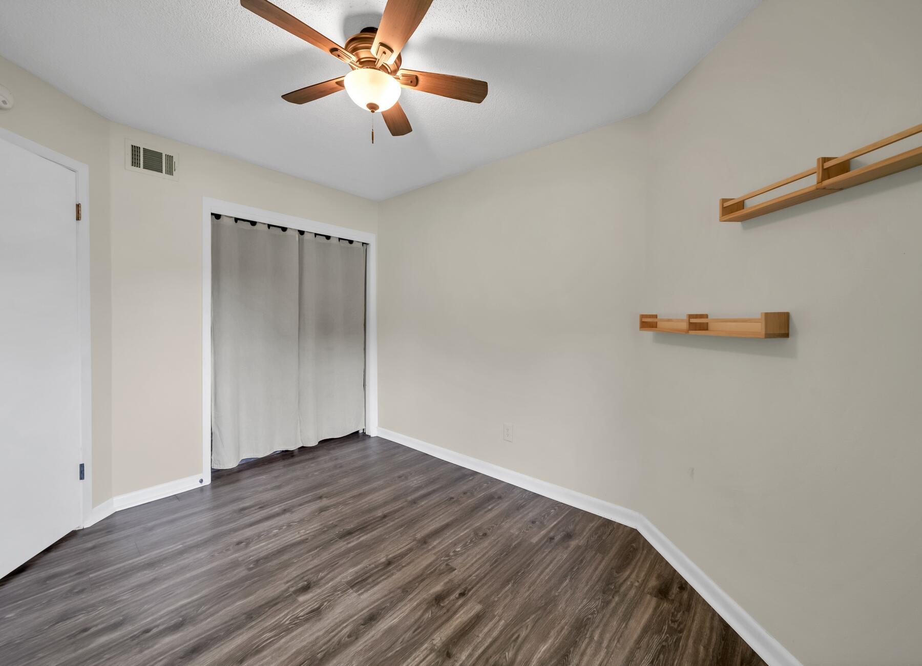 CEDAR RIDGE PH 4 - Residential Lease