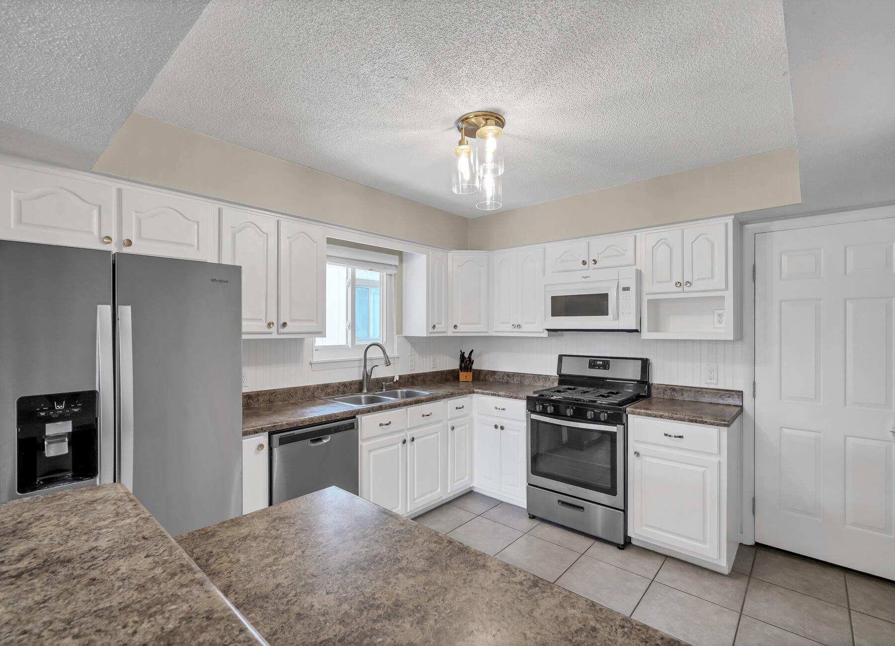 CEDAR RIDGE PH 4 - Residential Lease