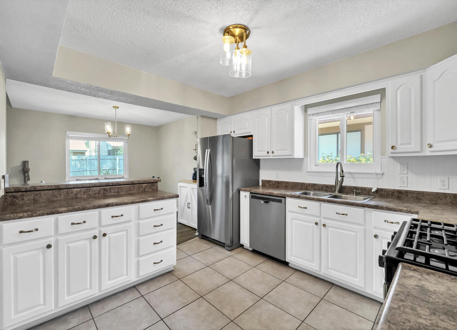 CEDAR RIDGE PH 4 - Residential Lease