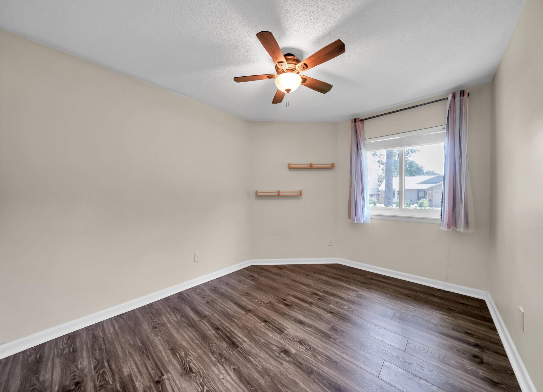 CEDAR RIDGE PH 4 - Residential Lease