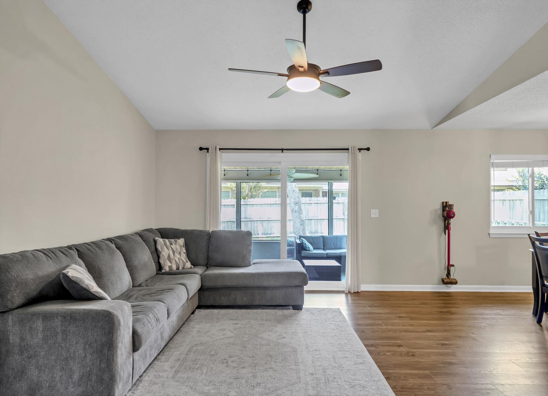 CEDAR RIDGE PH 4 - Residential Lease