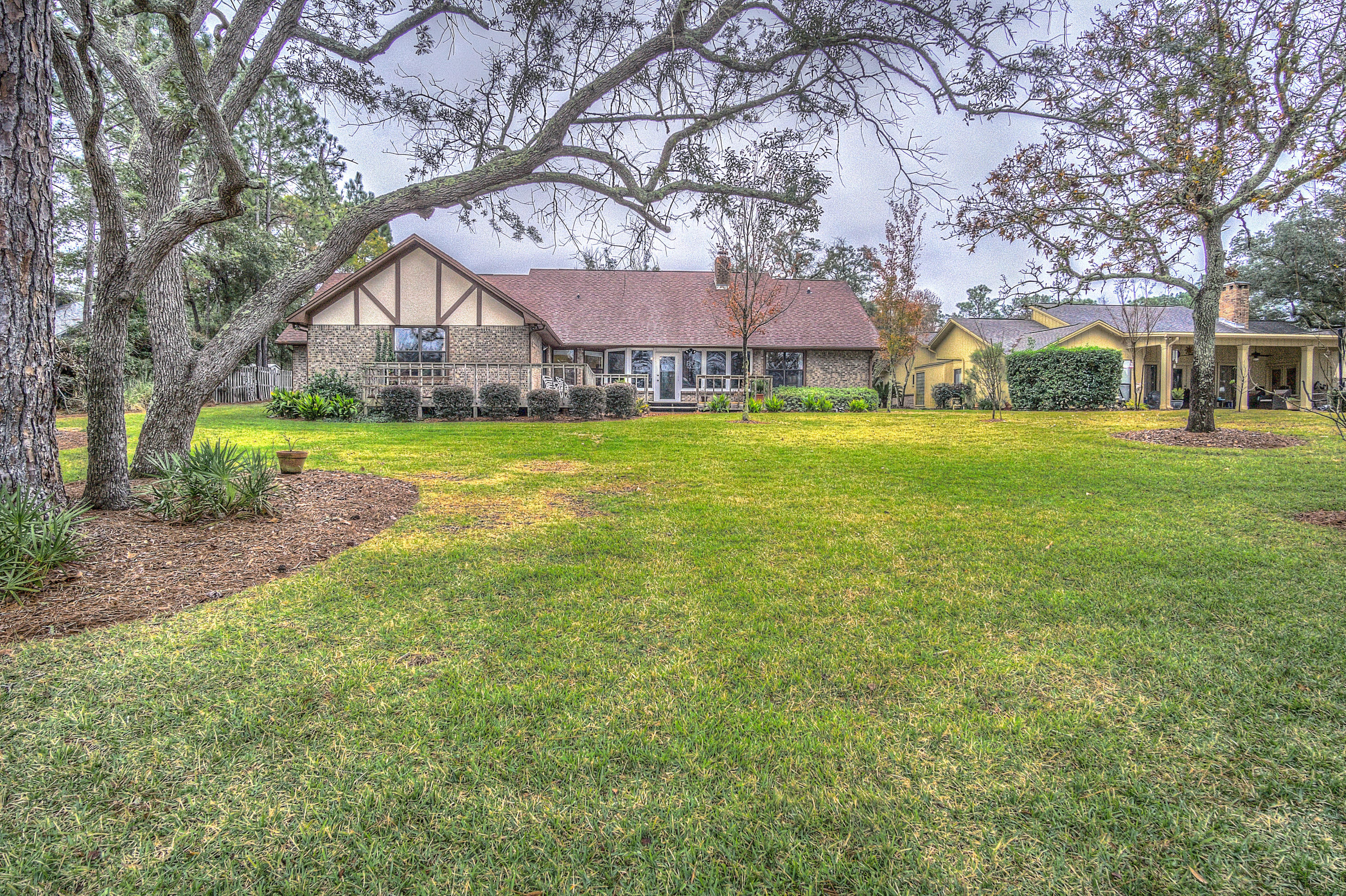 RAINTREE ESTATES - Residential