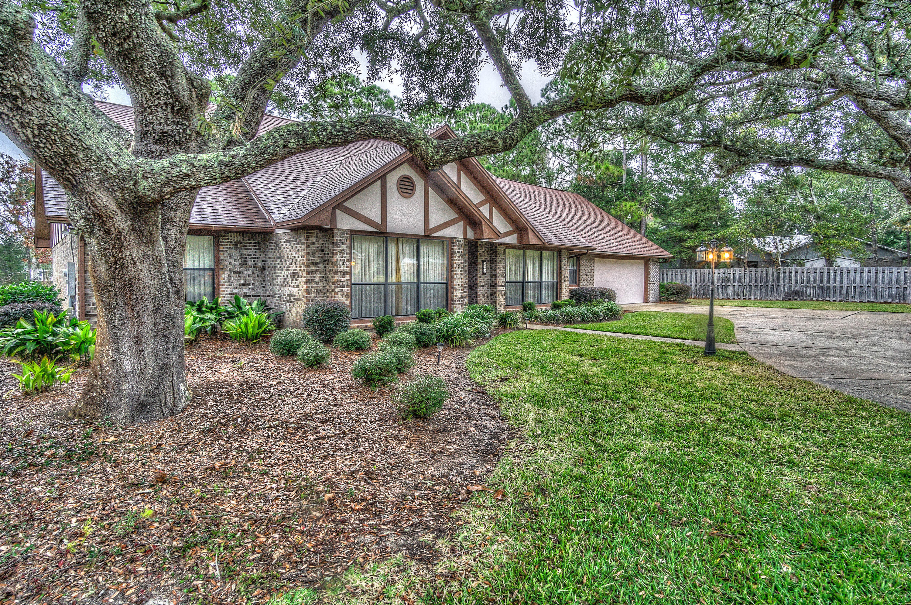 RAINTREE ESTATES - Residential