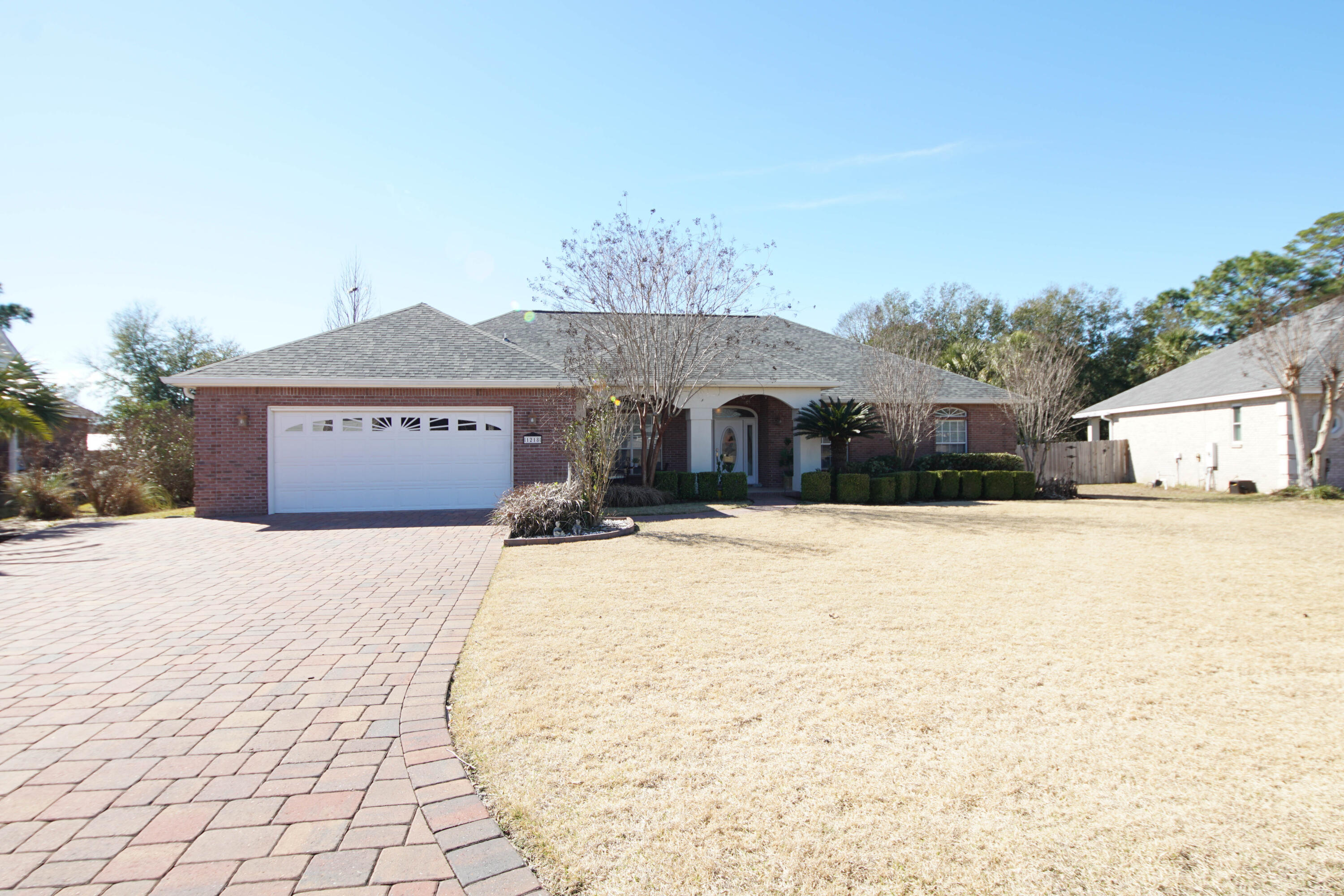 BRISTOL VILLAGE RAINTREE ESTATES - Residential