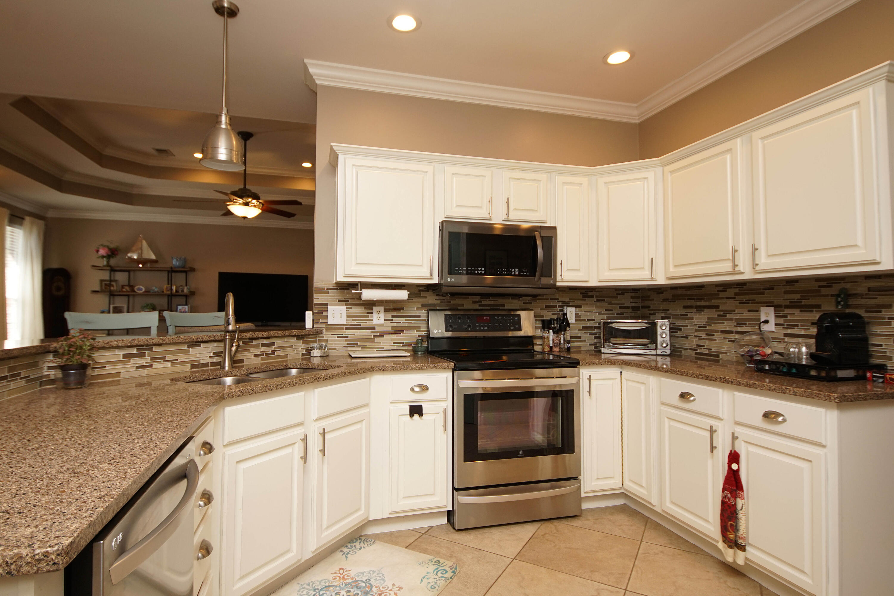 BRISTOL VILLAGE RAINTREE ESTATES - Residential