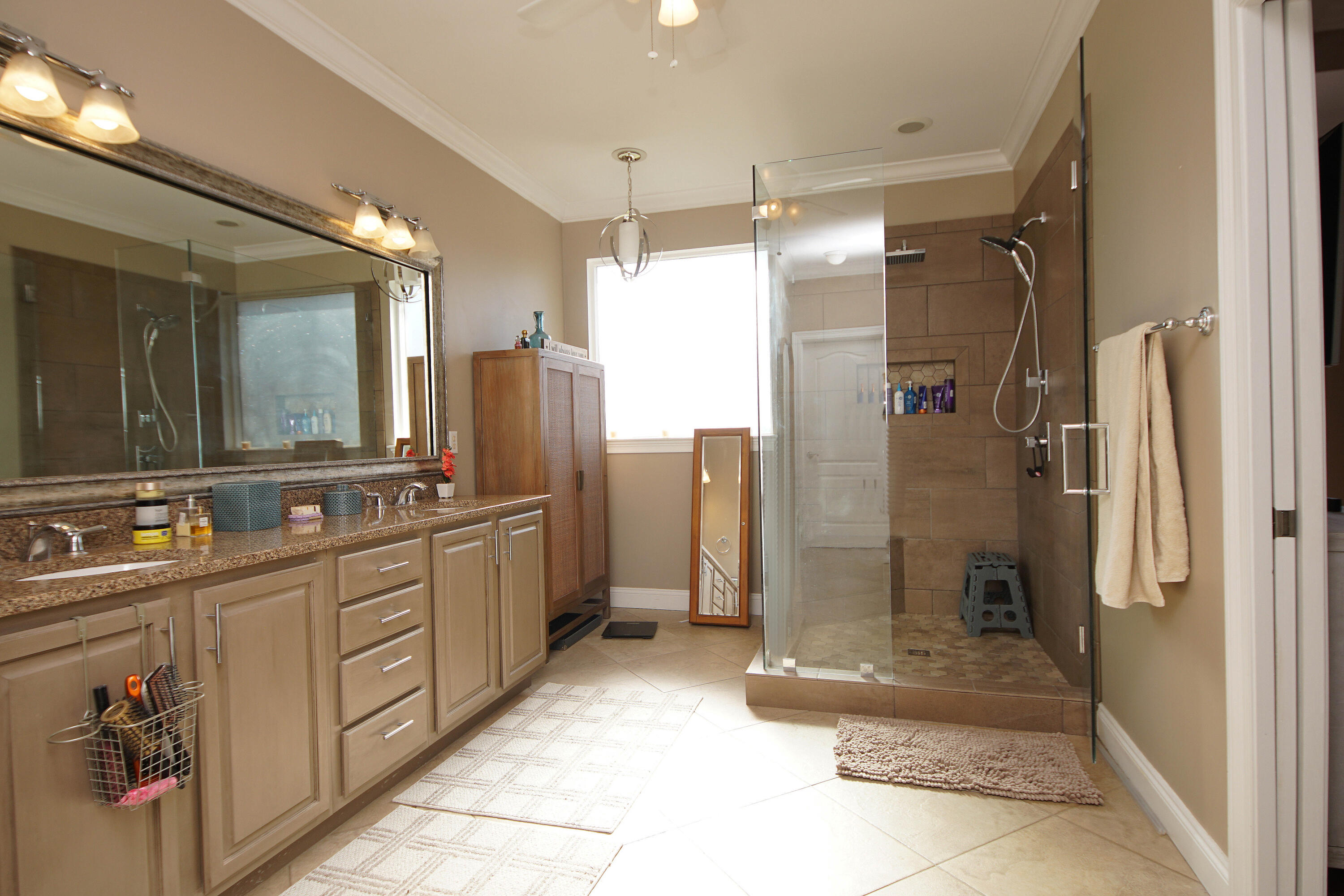 BRISTOL VILLAGE RAINTREE ESTATES - Residential