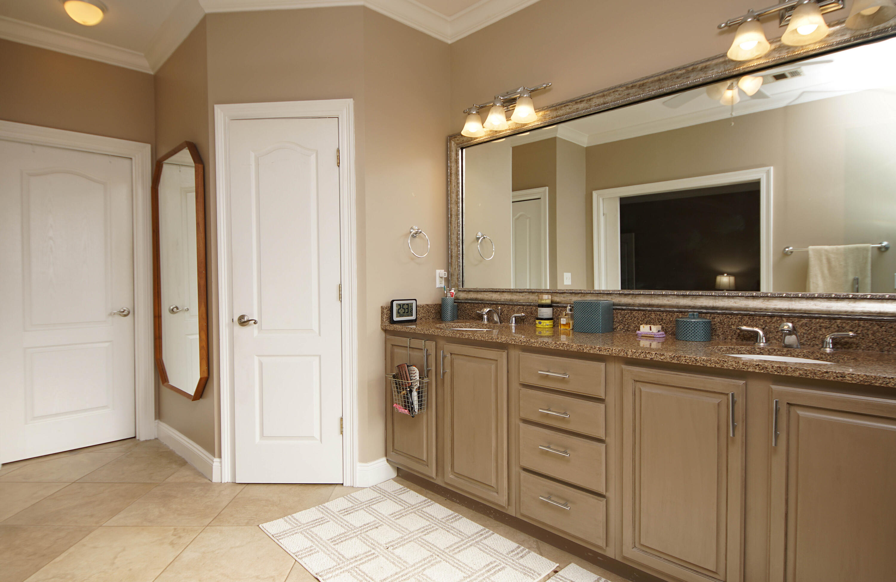 BRISTOL VILLAGE RAINTREE ESTATES - Residential