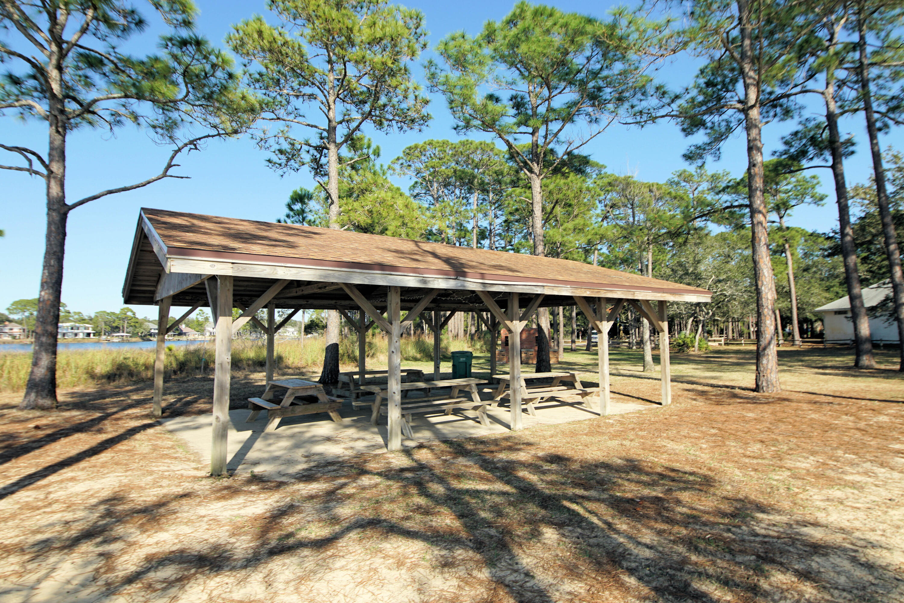 BRISTOL VILLAGE RAINTREE ESTATES - Residential