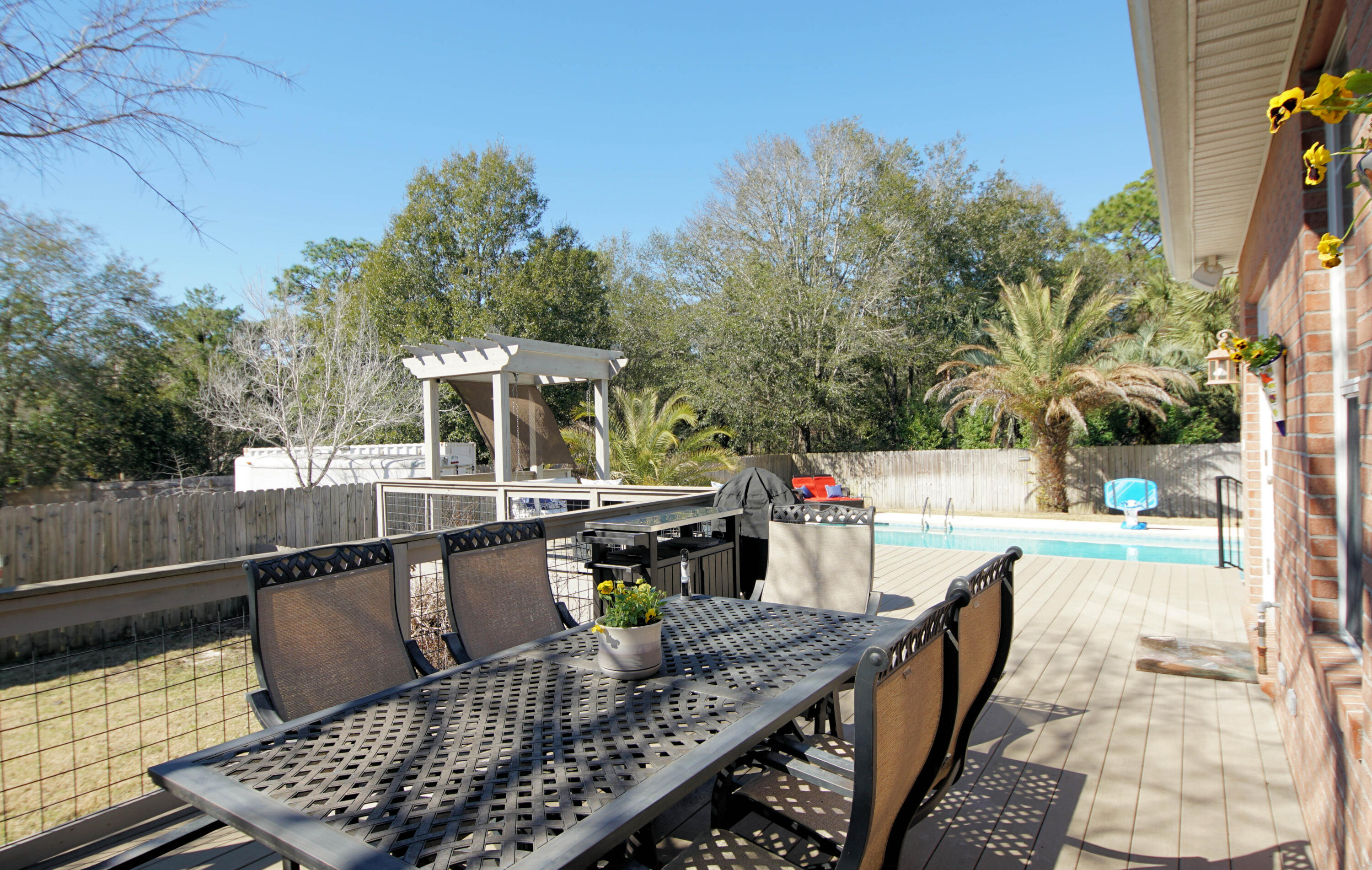 BRISTOL VILLAGE RAINTREE ESTATES - Residential