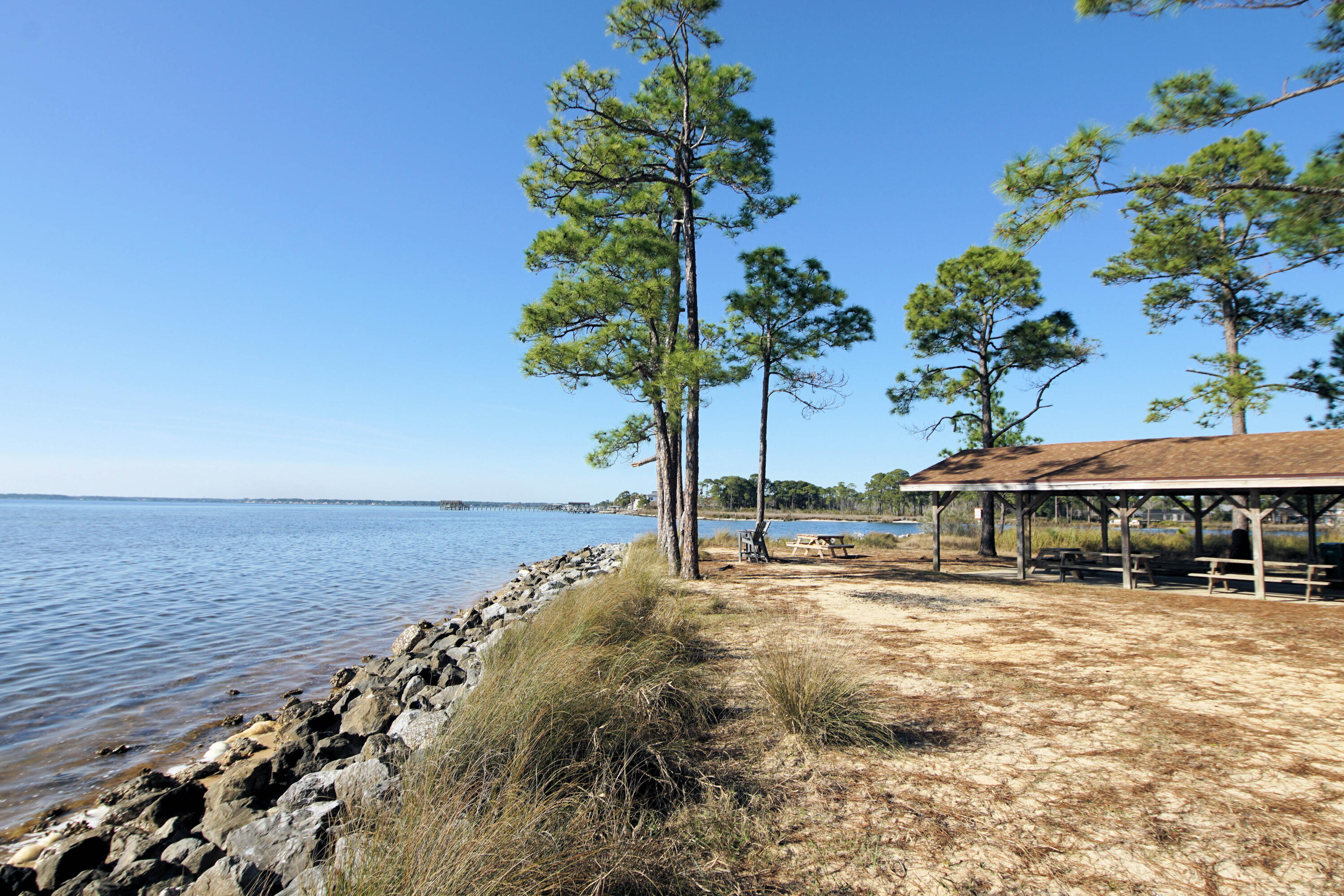 BRISTOL VILLAGE RAINTREE ESTATES - Residential