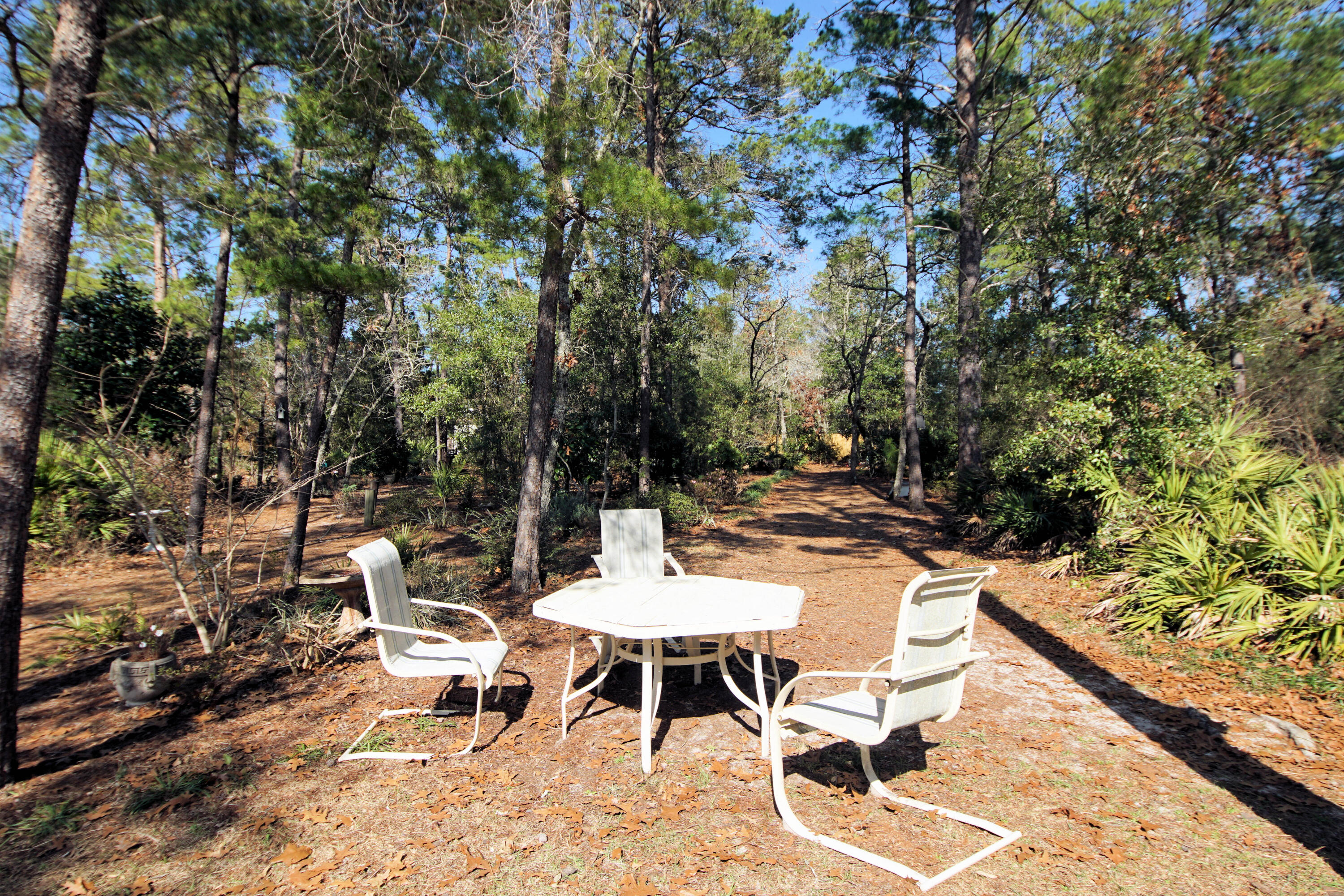 BRISTOL VILLAGE RAINTREE ESTATES - Residential