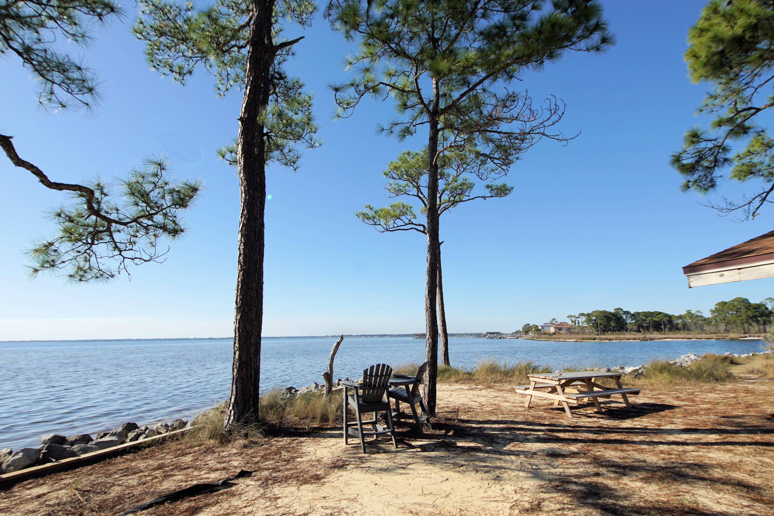 BRISTOL VILLAGE RAINTREE ESTATES - Residential