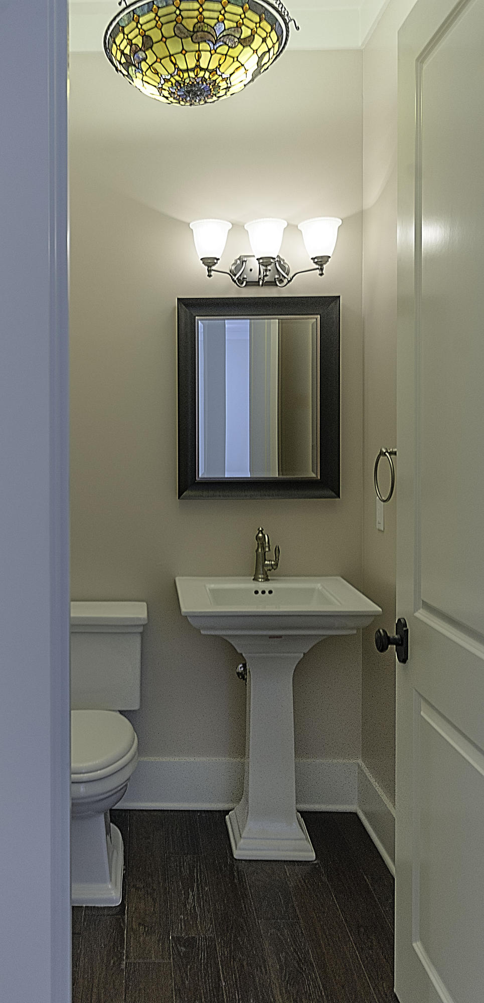 FOREST LAKES - Residential