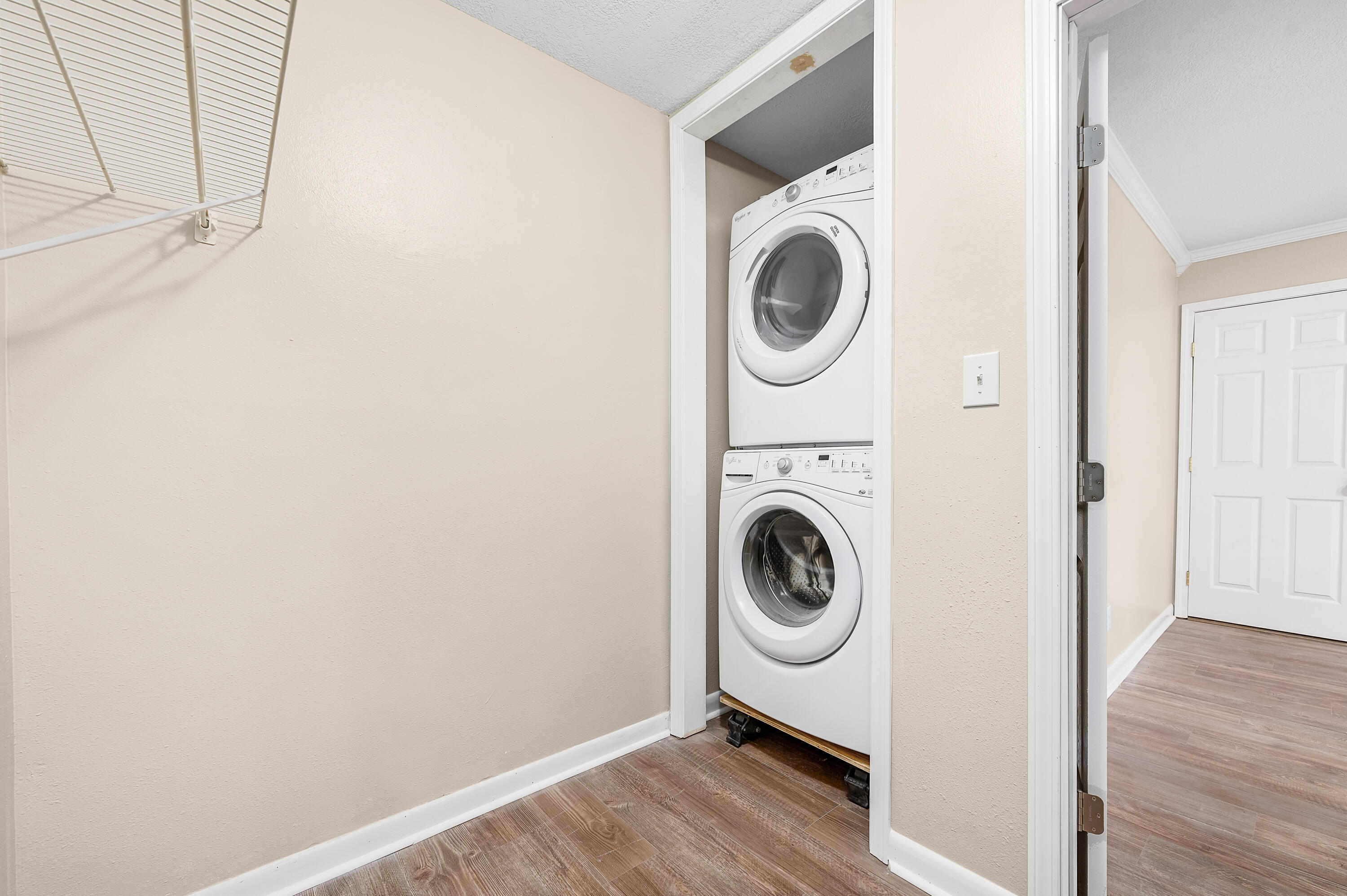 LA MAR WEST T/H PH 2 - Residential