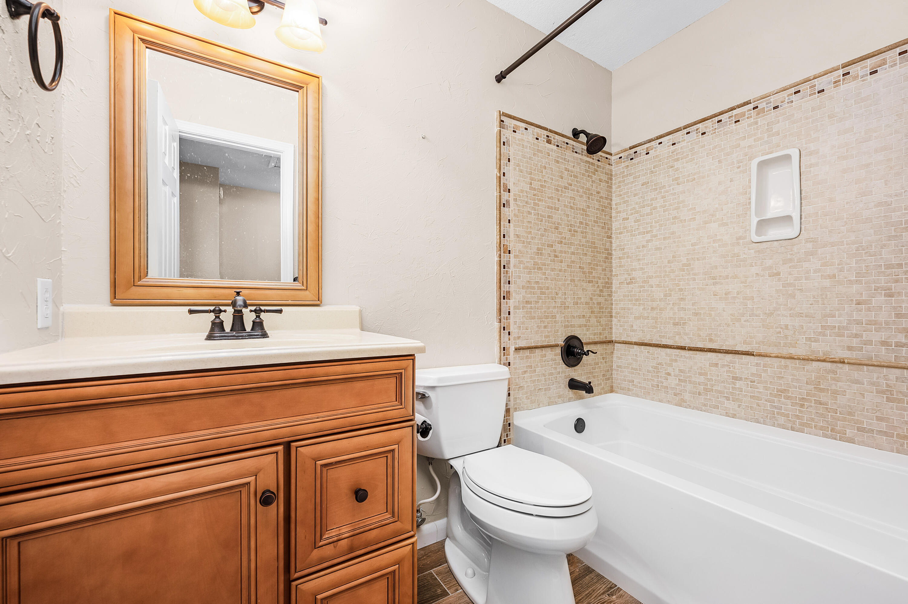 LA MAR WEST T/H PH 2 - Residential