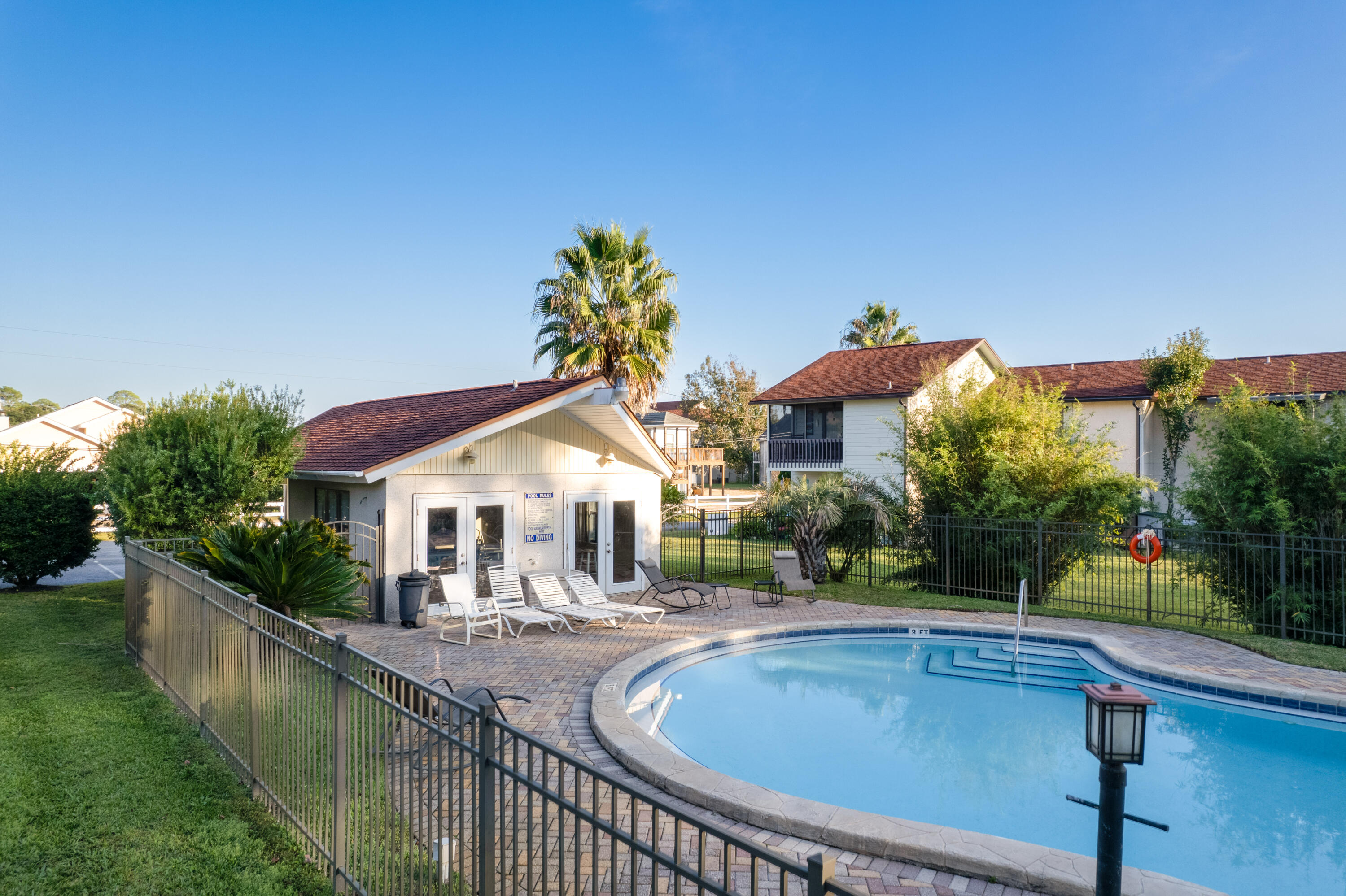 LA MAR WEST T/H PH 2 - Residential