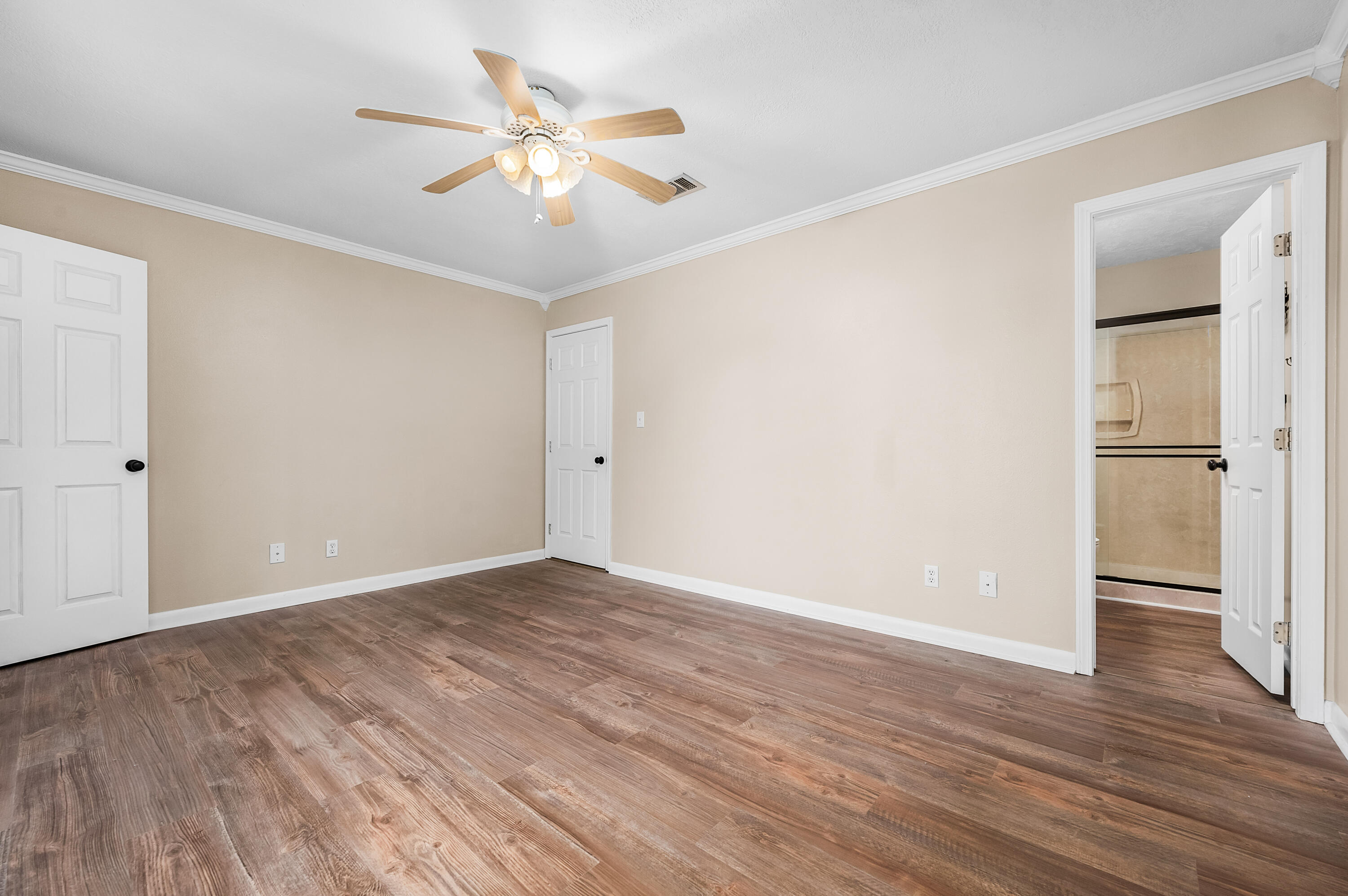 LA MAR WEST T/H PH 2 - Residential