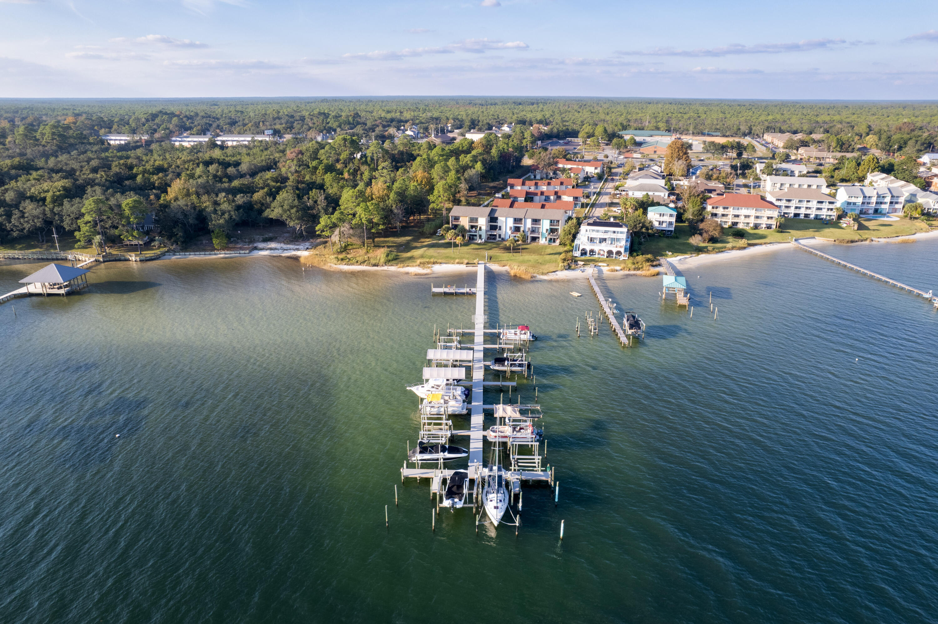 LA MAR WEST T/H PH 2 - Residential